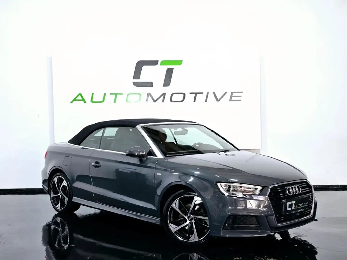 Audi A3 Cabrio 35 TFSI S-Line S-Tronic Grau - 2