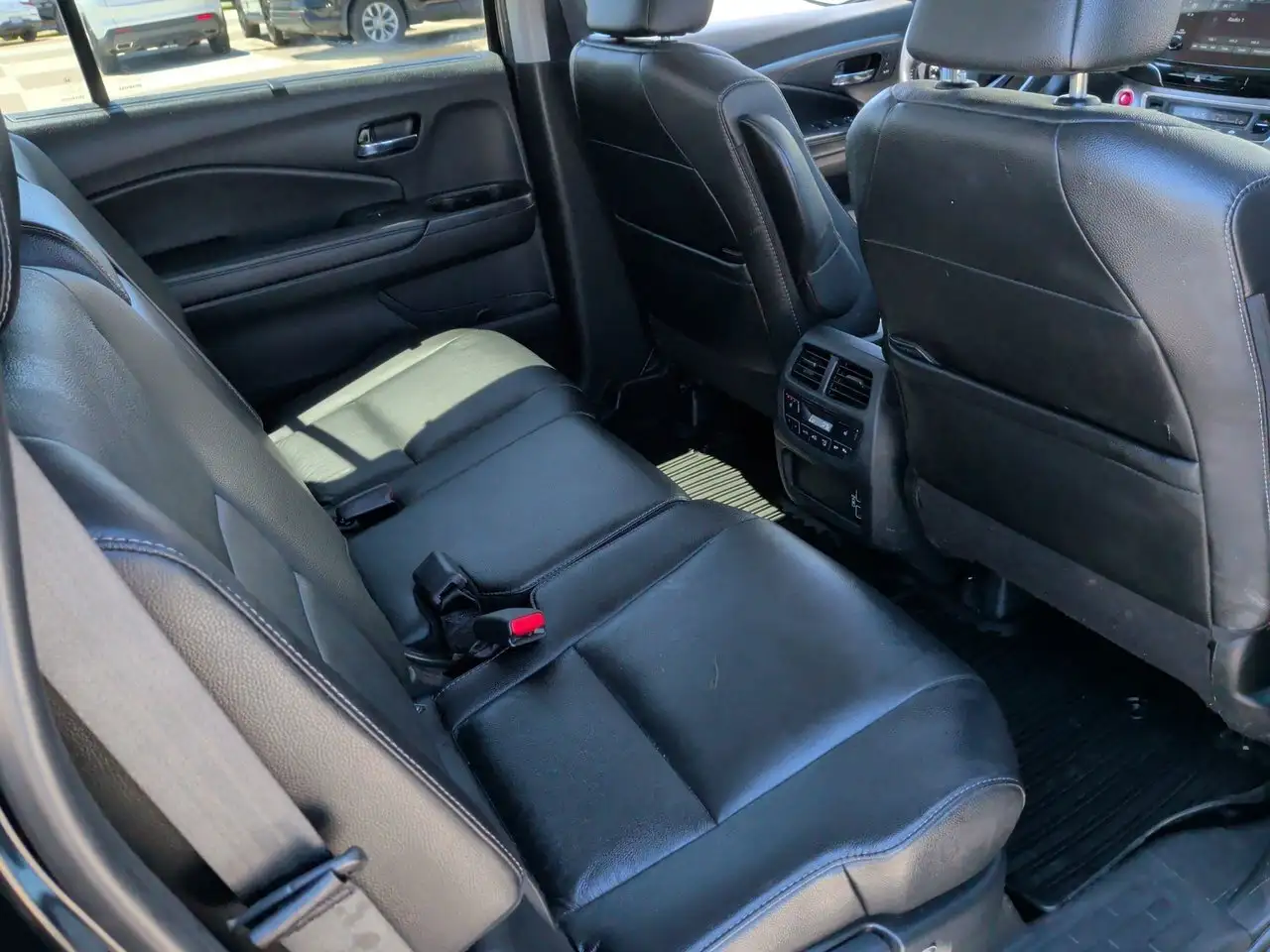 Honda Pilot снимка Honda Pilot