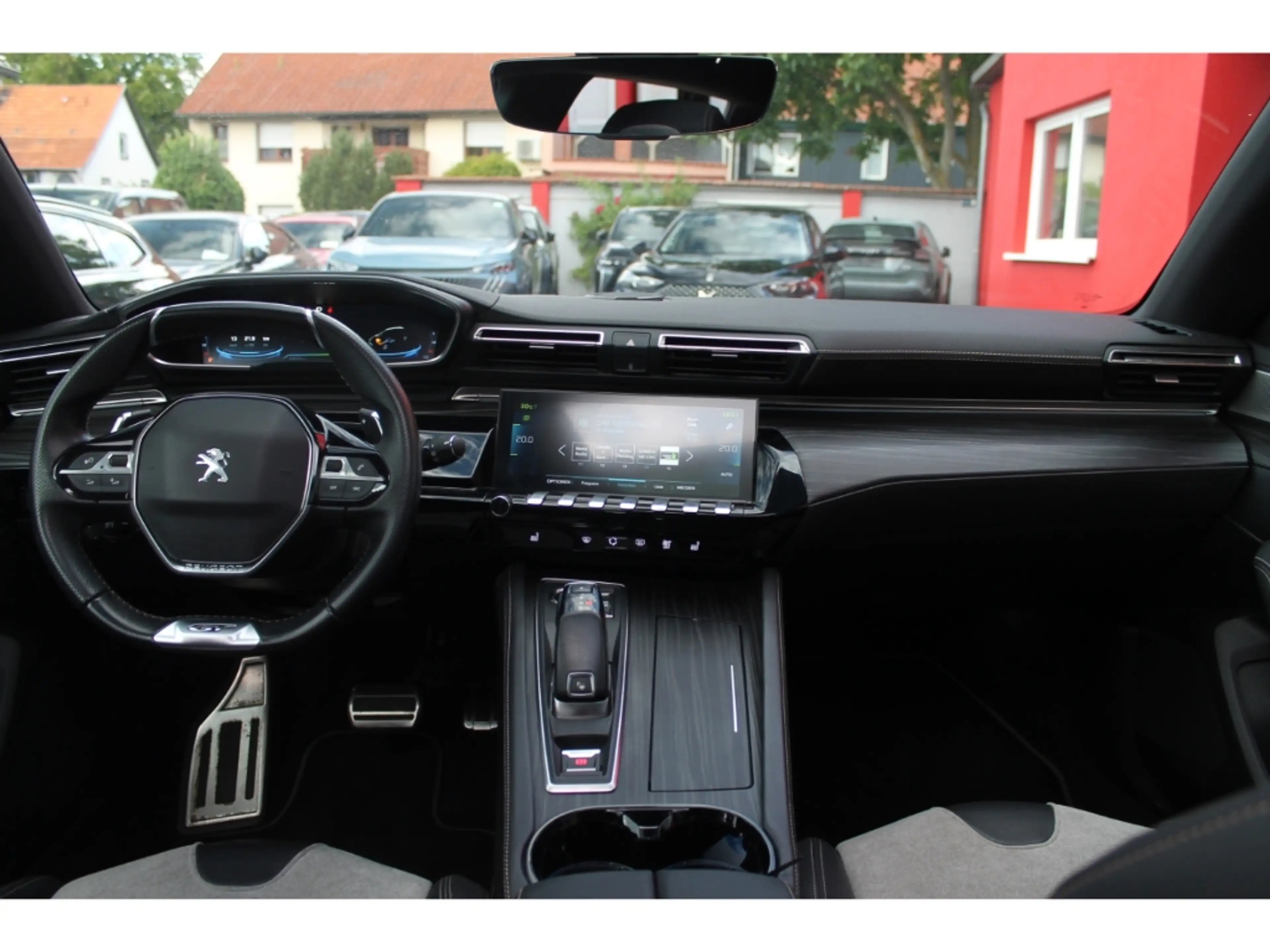 Peugeot 508 SW Hy225 GT Pack Dach Navi 360 eSitz Focal — photo 9