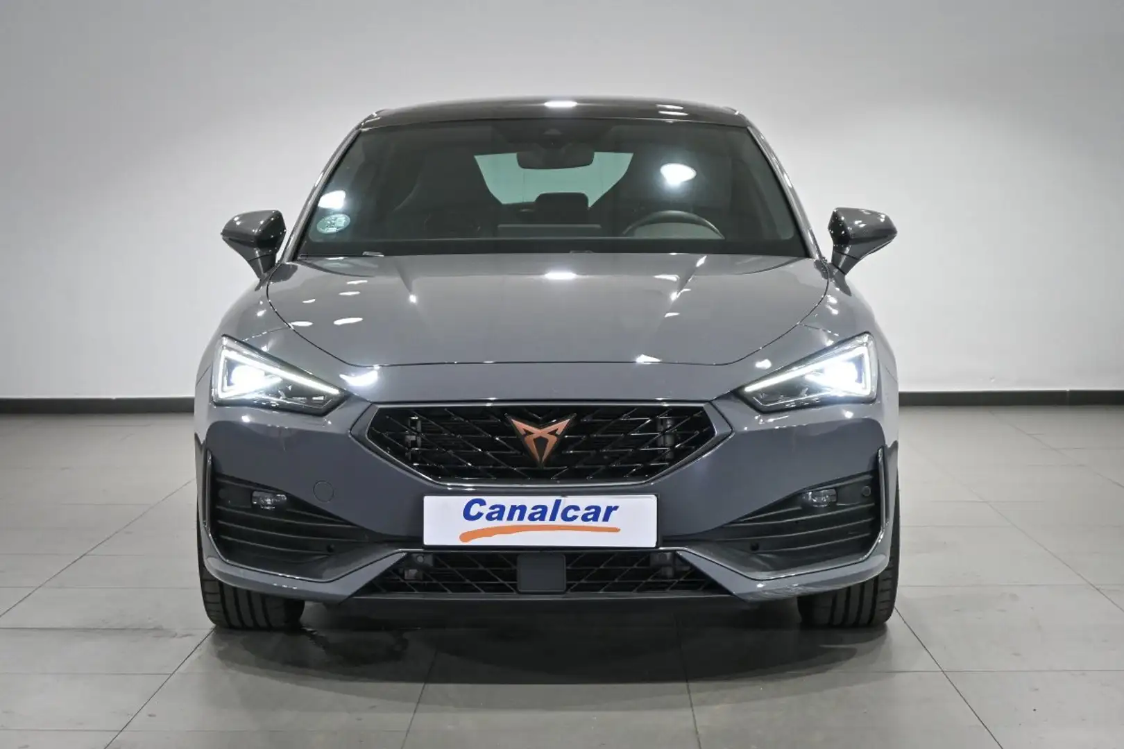 CUPRA Leon 1.5 ETSI DSG 110Kw Gris - 2