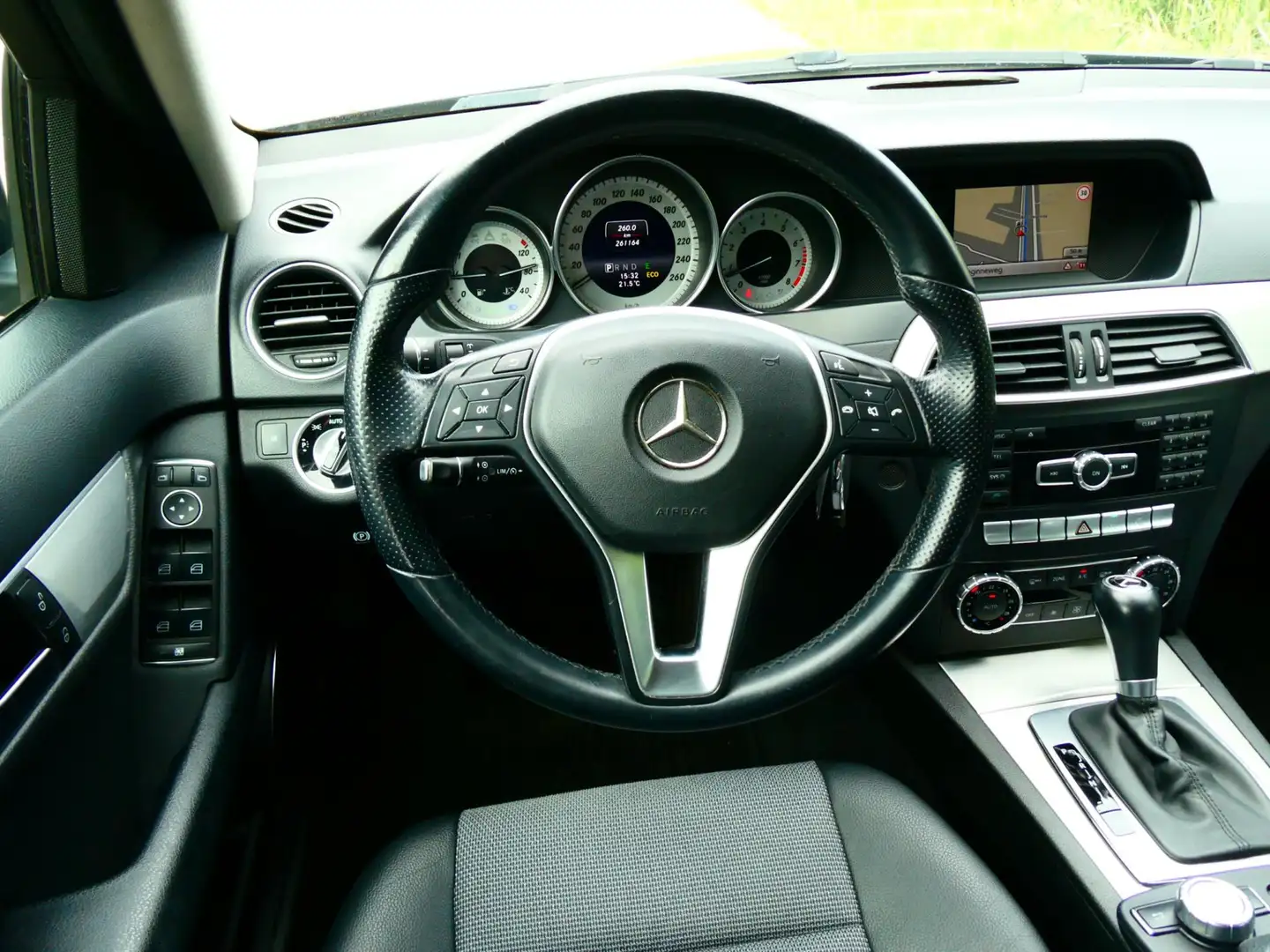 Mercedes-Benz C 180 Estate Automaat 156pk 1e eig. LED Navi Xenon Zwart - 2