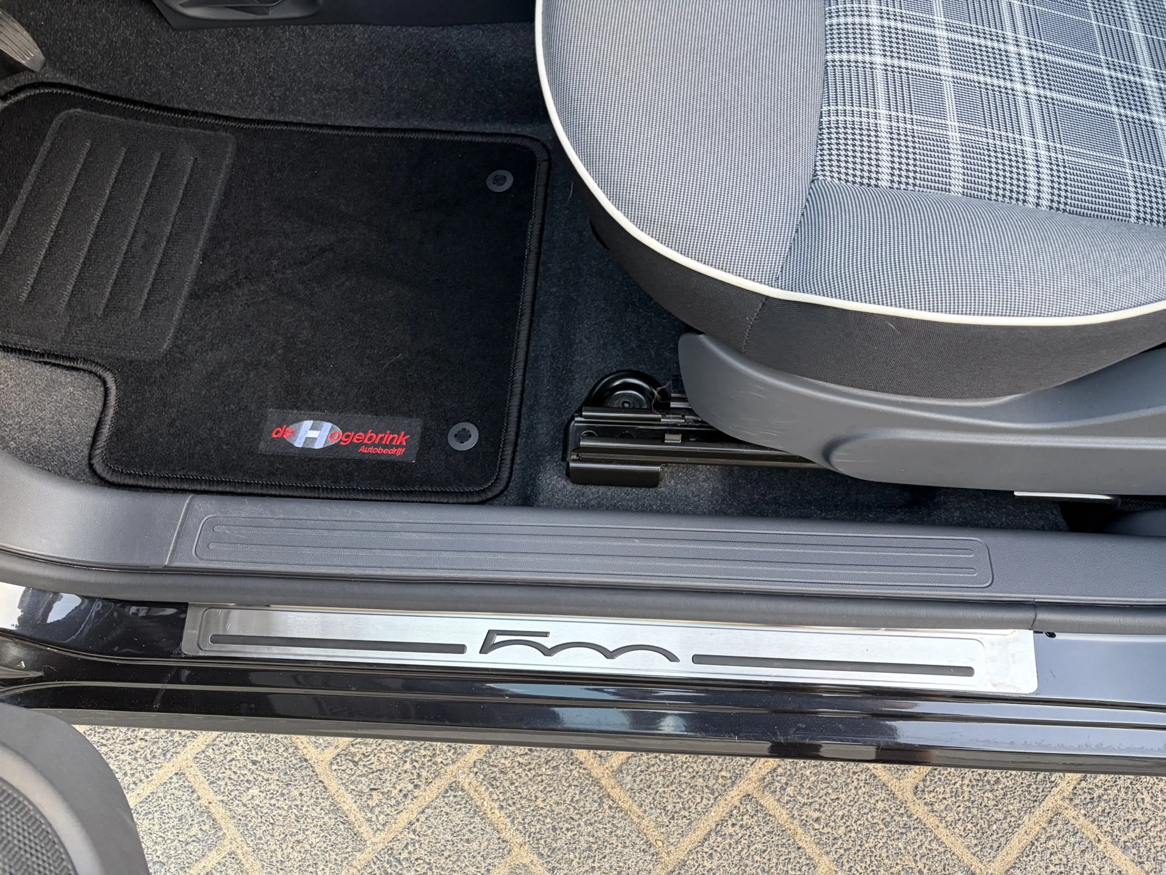 Fiat 500C 0.9 TwinAir Turbo Lounge Cabrio Pdc Clima Navi App — photo 12