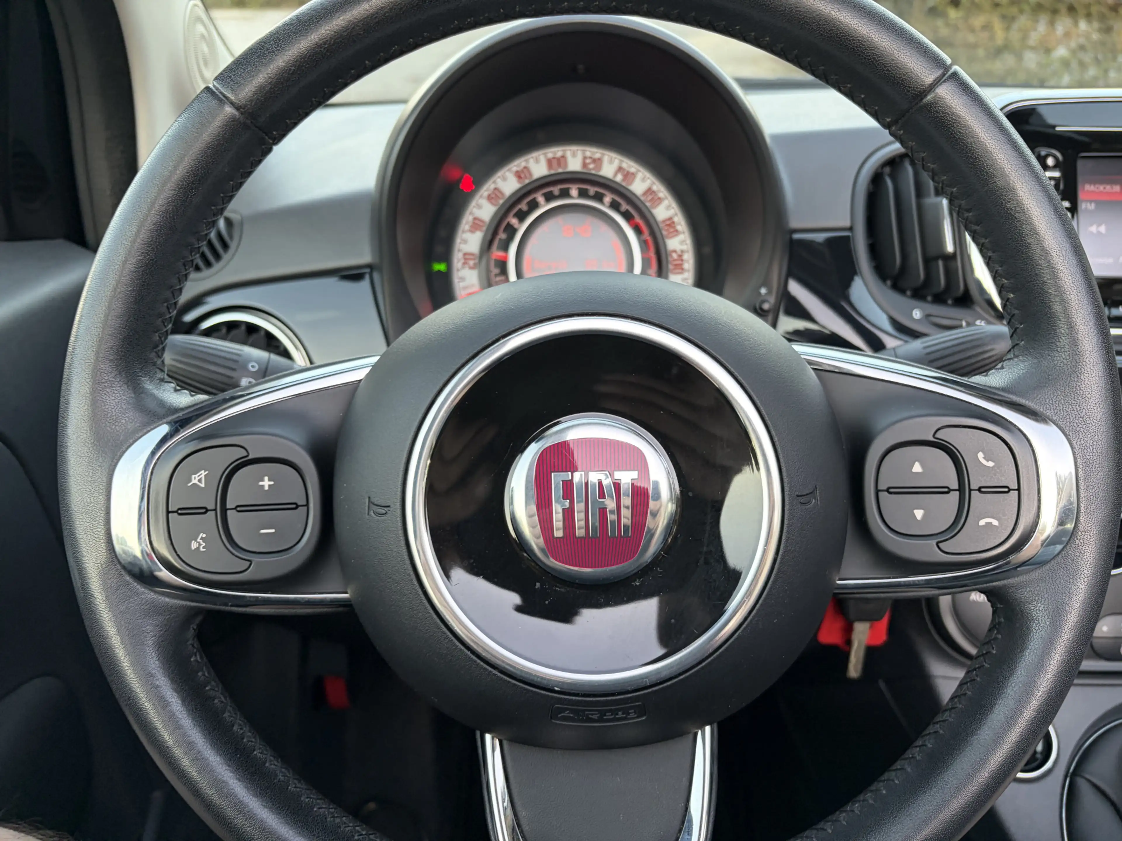 Fiat 500C 0.9 TwinAir Turbo Lounge Cabrio Pdc Clima Navi App — photo 9