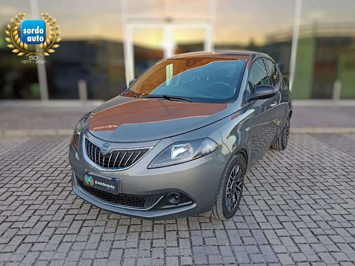 Lancia Ypsilon 1.2 69 CV GPL Grigio - 1