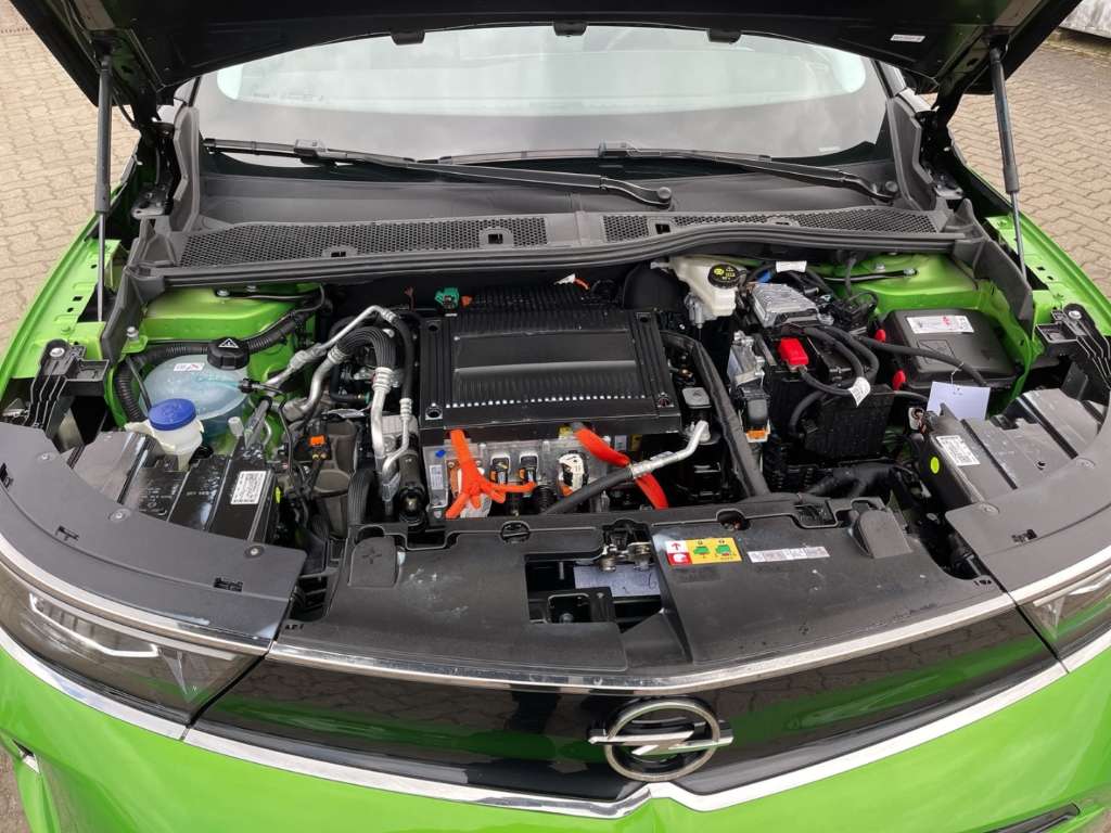 Opel Mokka E