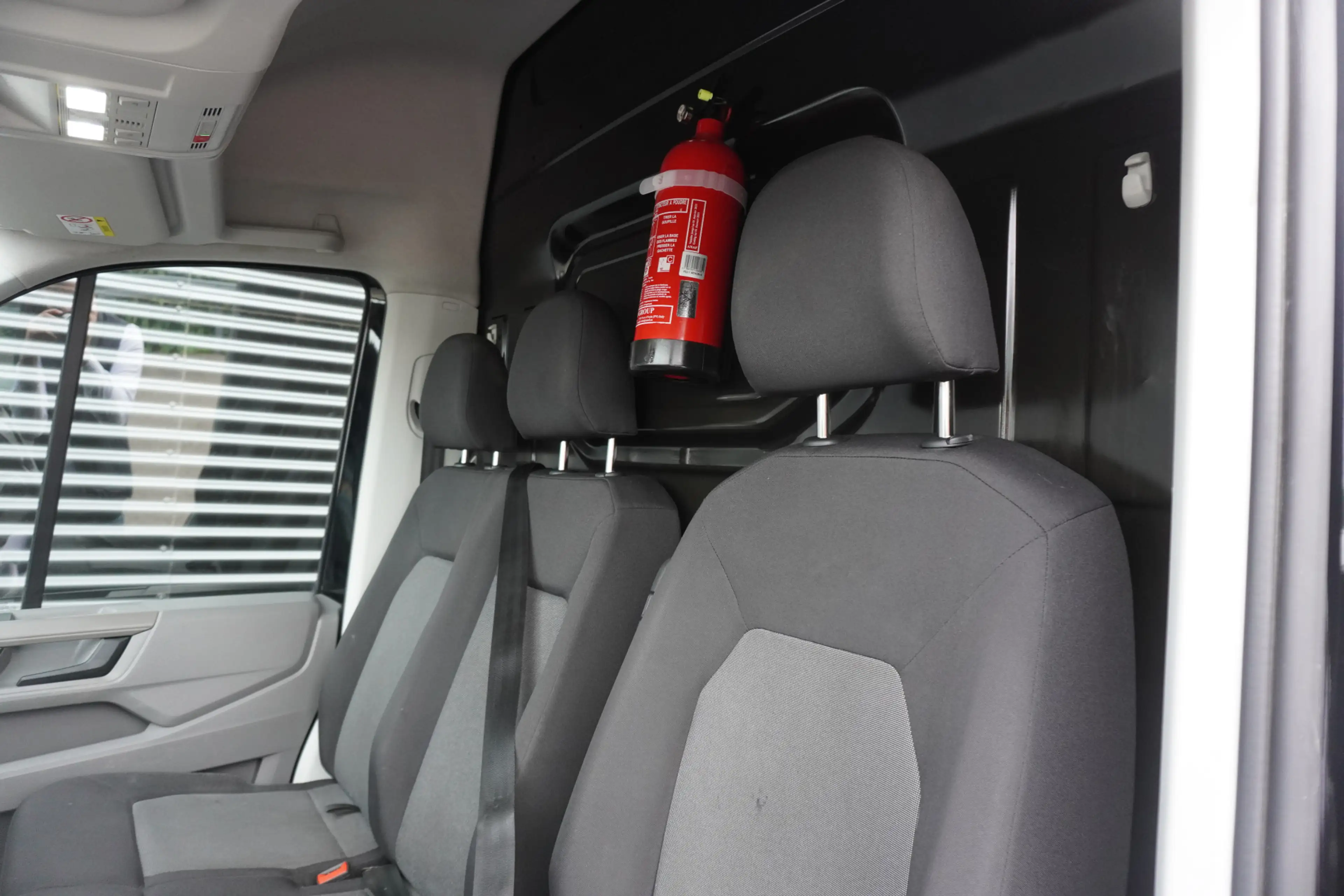 Volkswagen Crafter 140pk L3H3/L2H2 Navigatie Airco Apple Carplay Impe — photo 7