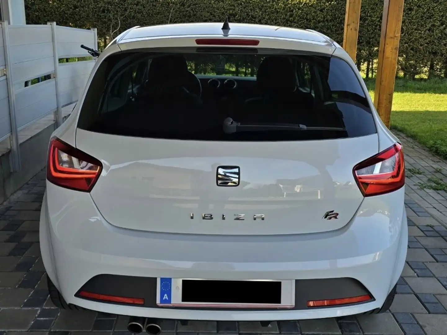 SEAT Ibiza 1,2 TSI FR Weiß - 2