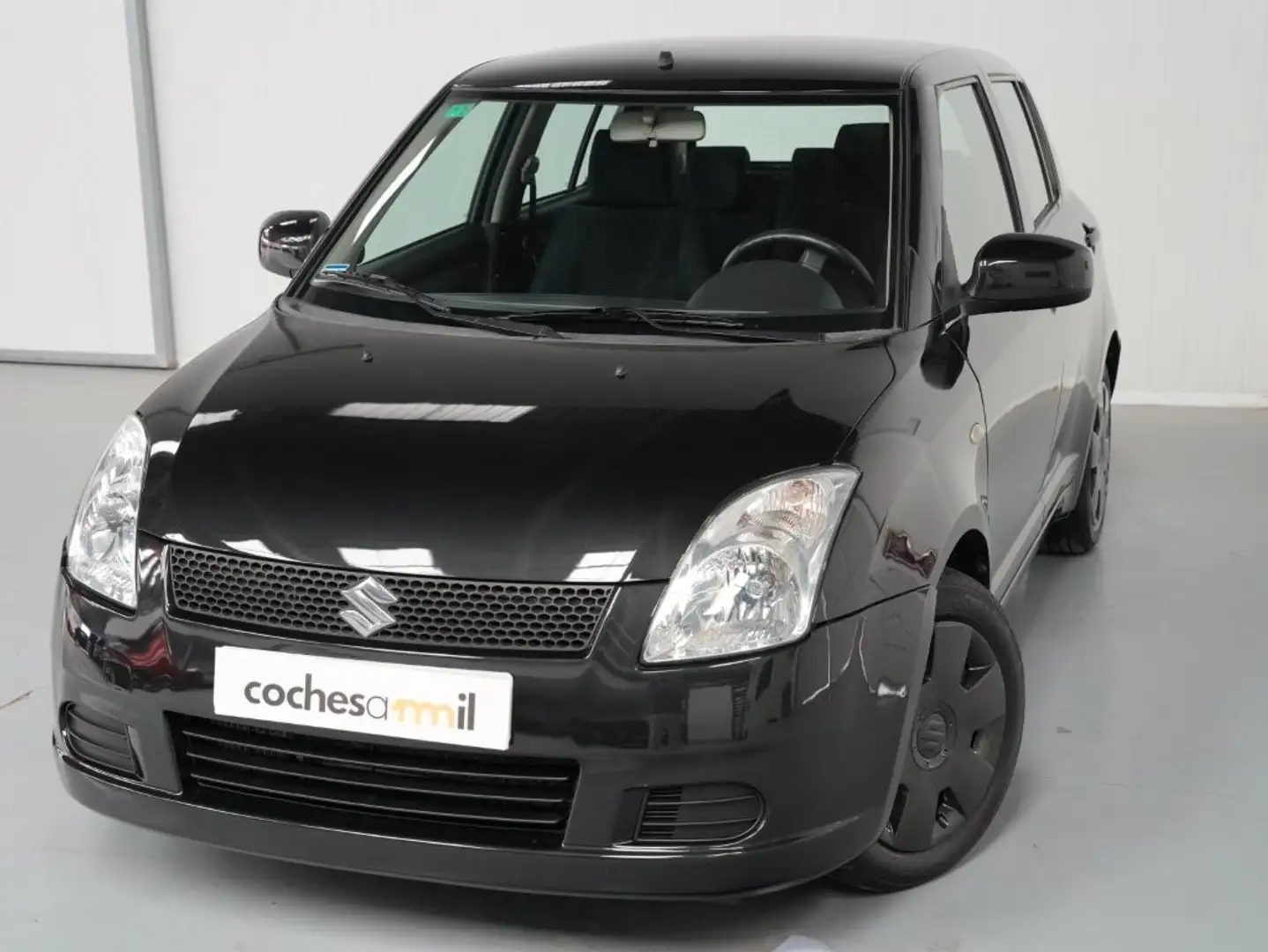 Suzuki Swift 1.3DDiS GL Zwart - 1