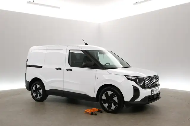 Ford Courier view 6