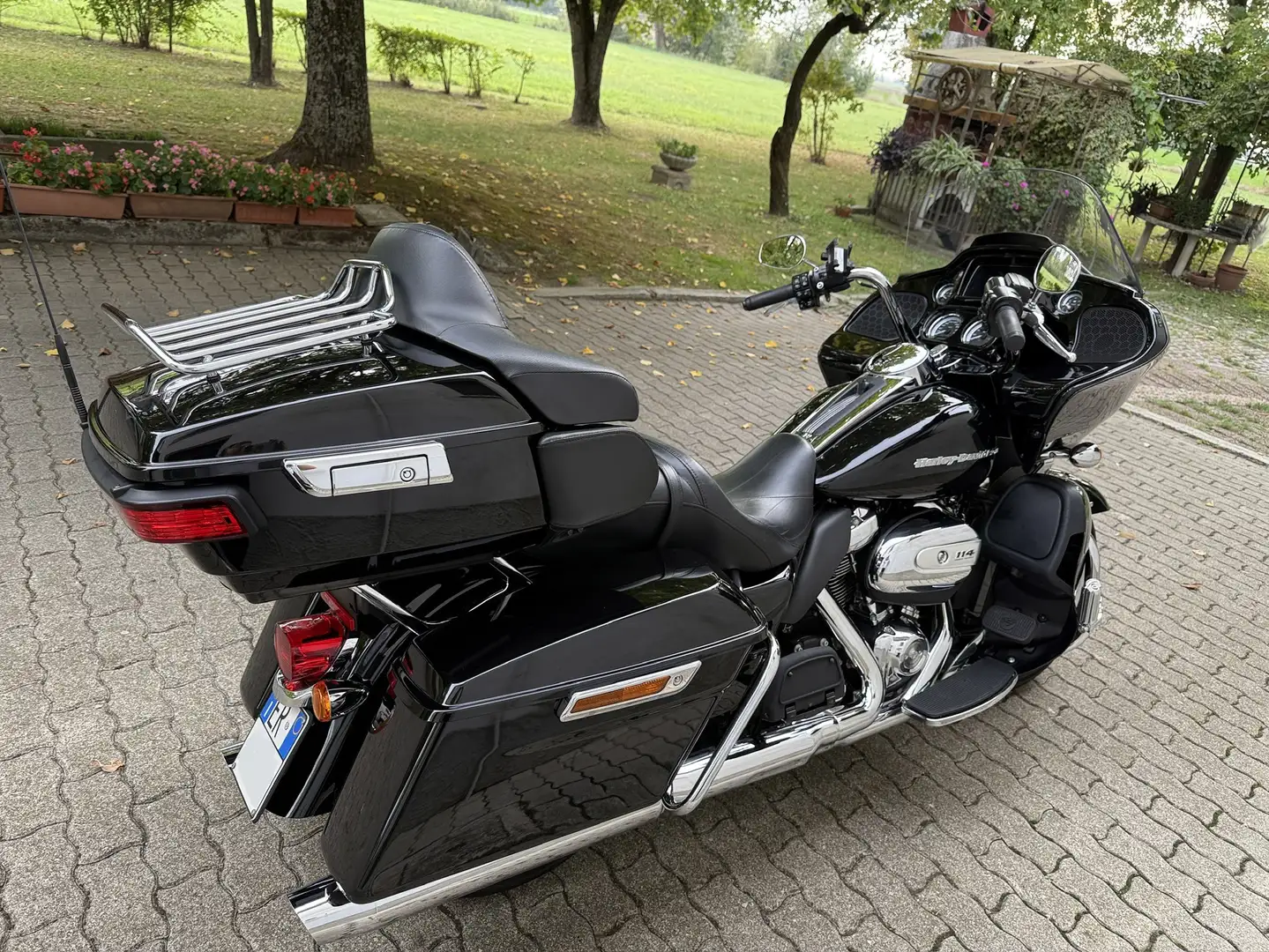 Harley-Davidson Road Glide limited ultra Noir - 2