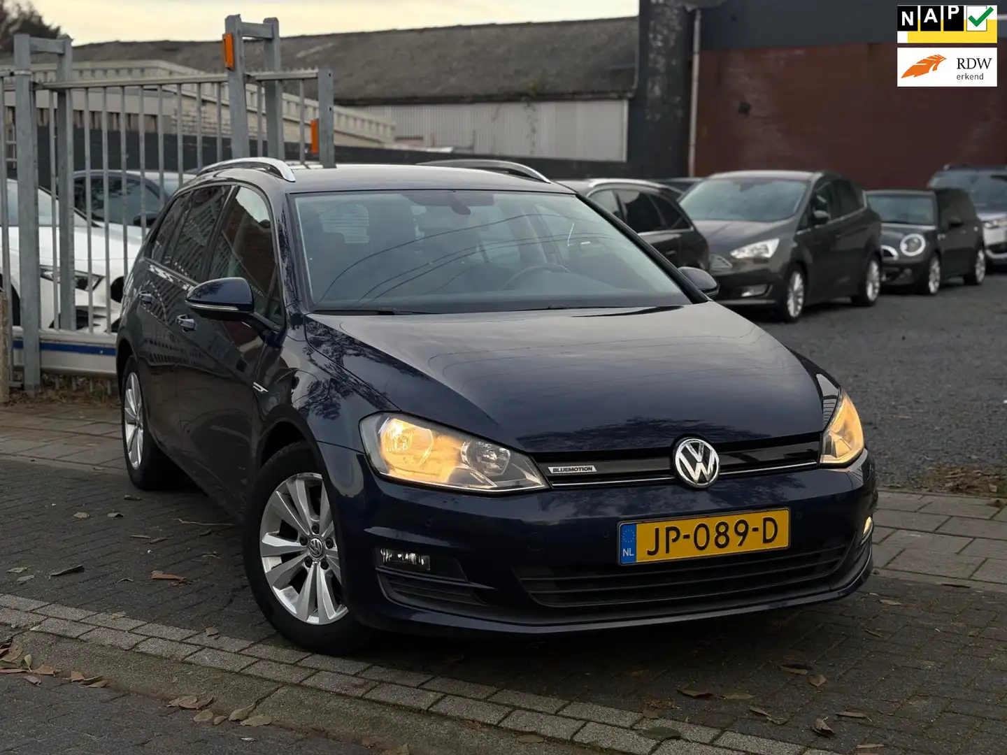 Volkswagen Golf Variant 1.0 TSI Connected Series | Dealer onderhouden | Gr Bleu - 1