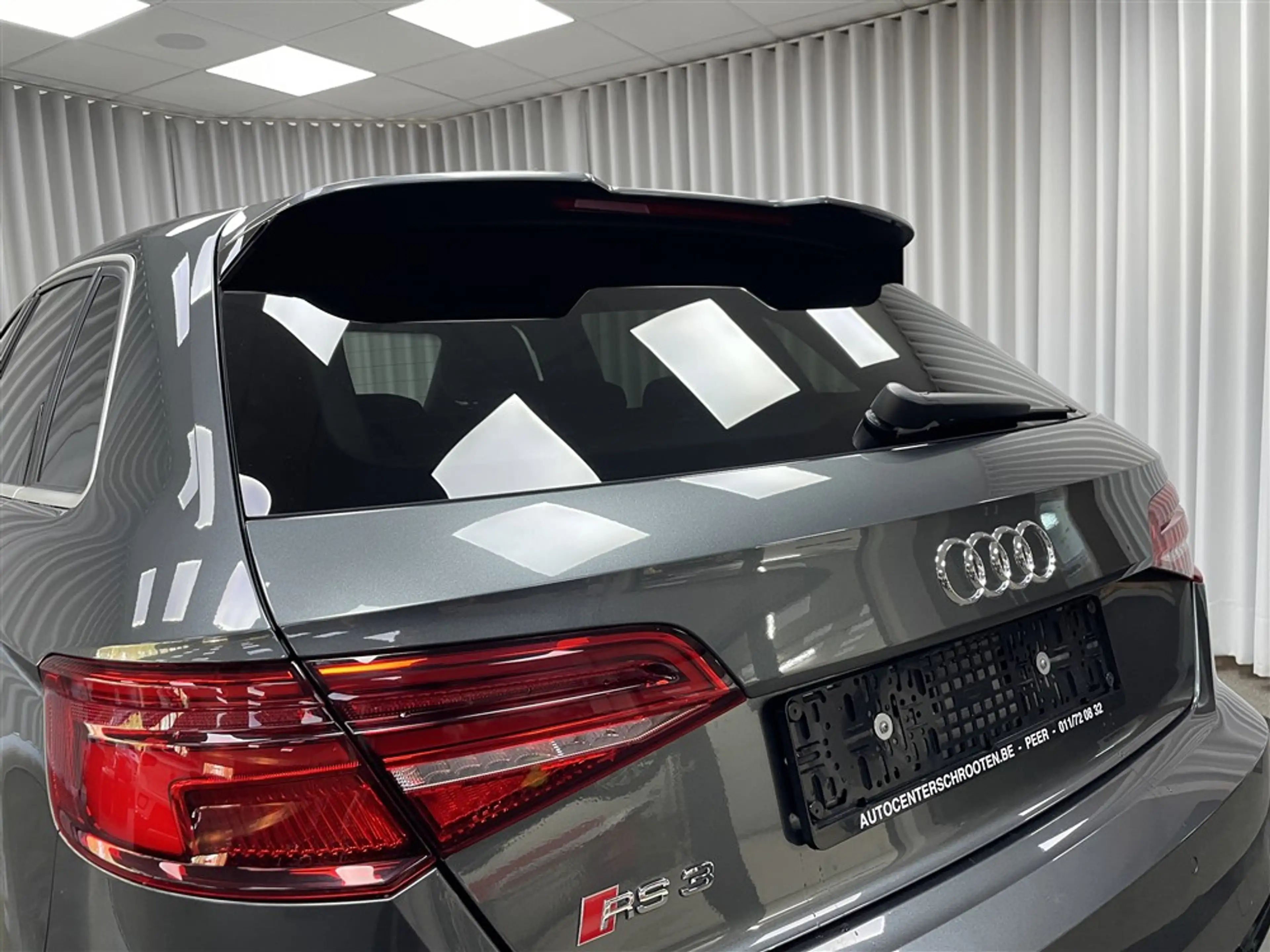 Audi RS3 2.5TFSI QUATTRO — photo 10