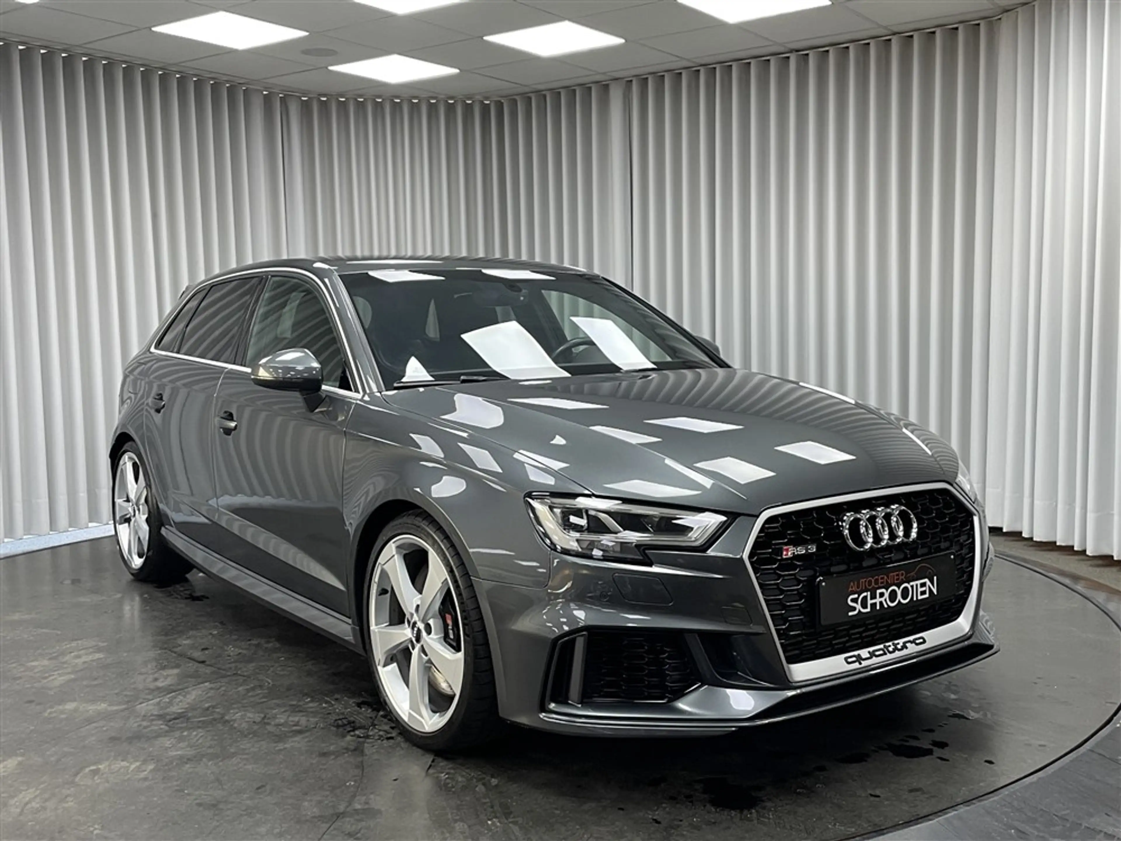Audi RS3 2.5TFSI QUATTRO — photo 4