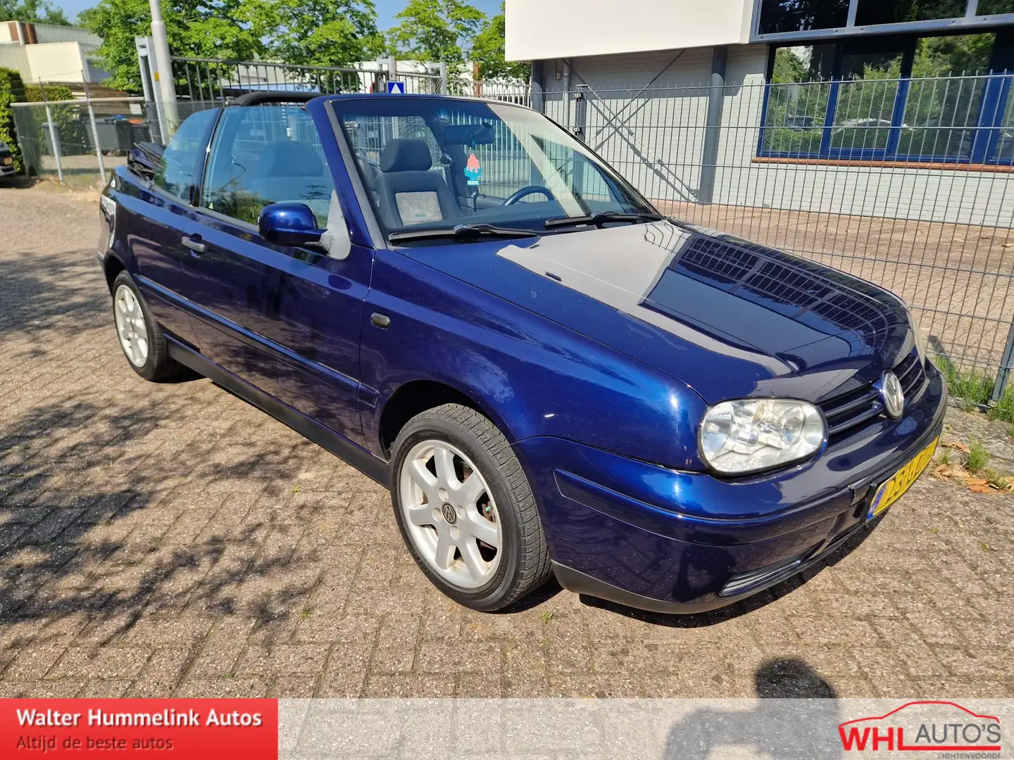Volkswagen Golf Cabriolet 1.8 Highline Azul - 1