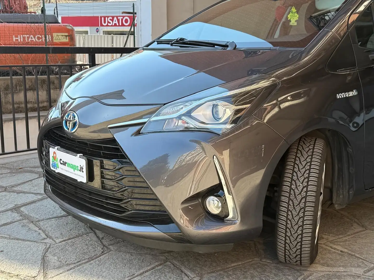 Toyota Yaris 1.5 Hybrid 5 porte Style Grau - 1
