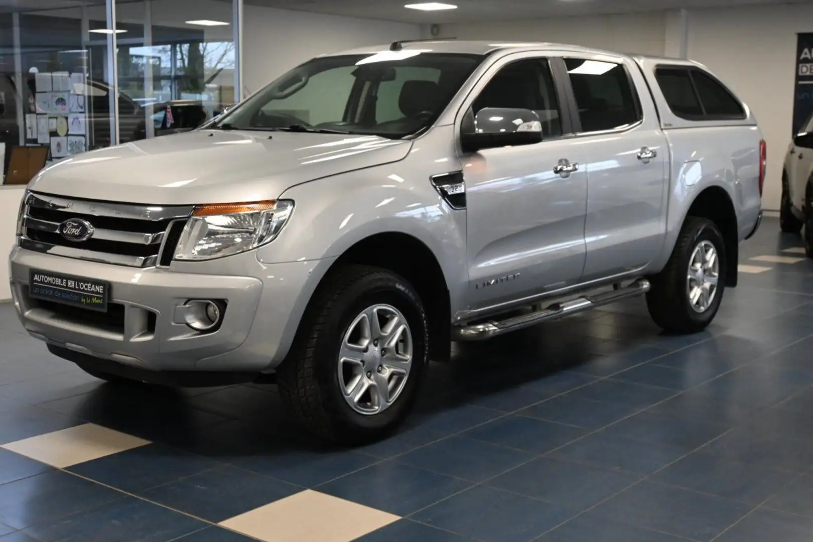 Ford Ranger DOUBLE CABINE 3.2 TDCi 200 4X4 LIMITED Gris - 1