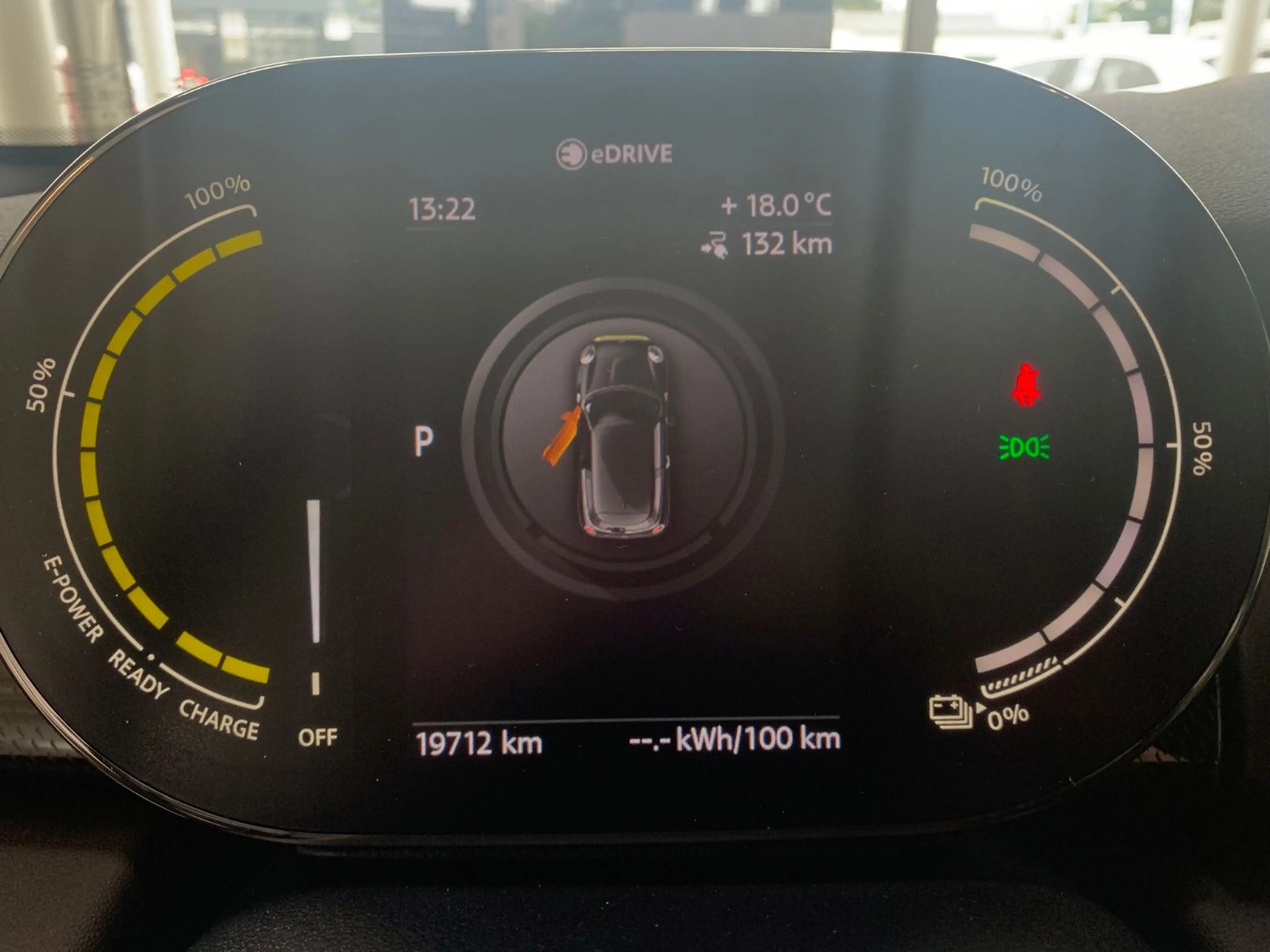 MINI Cooper SE Trim L — photo 10