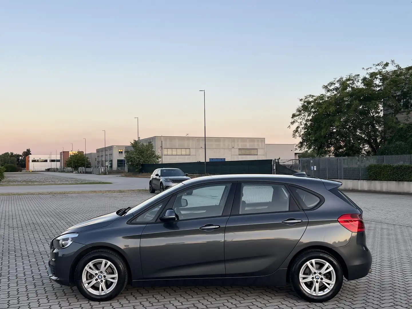 BMW 216 216d Active Tourer Luxury - 2