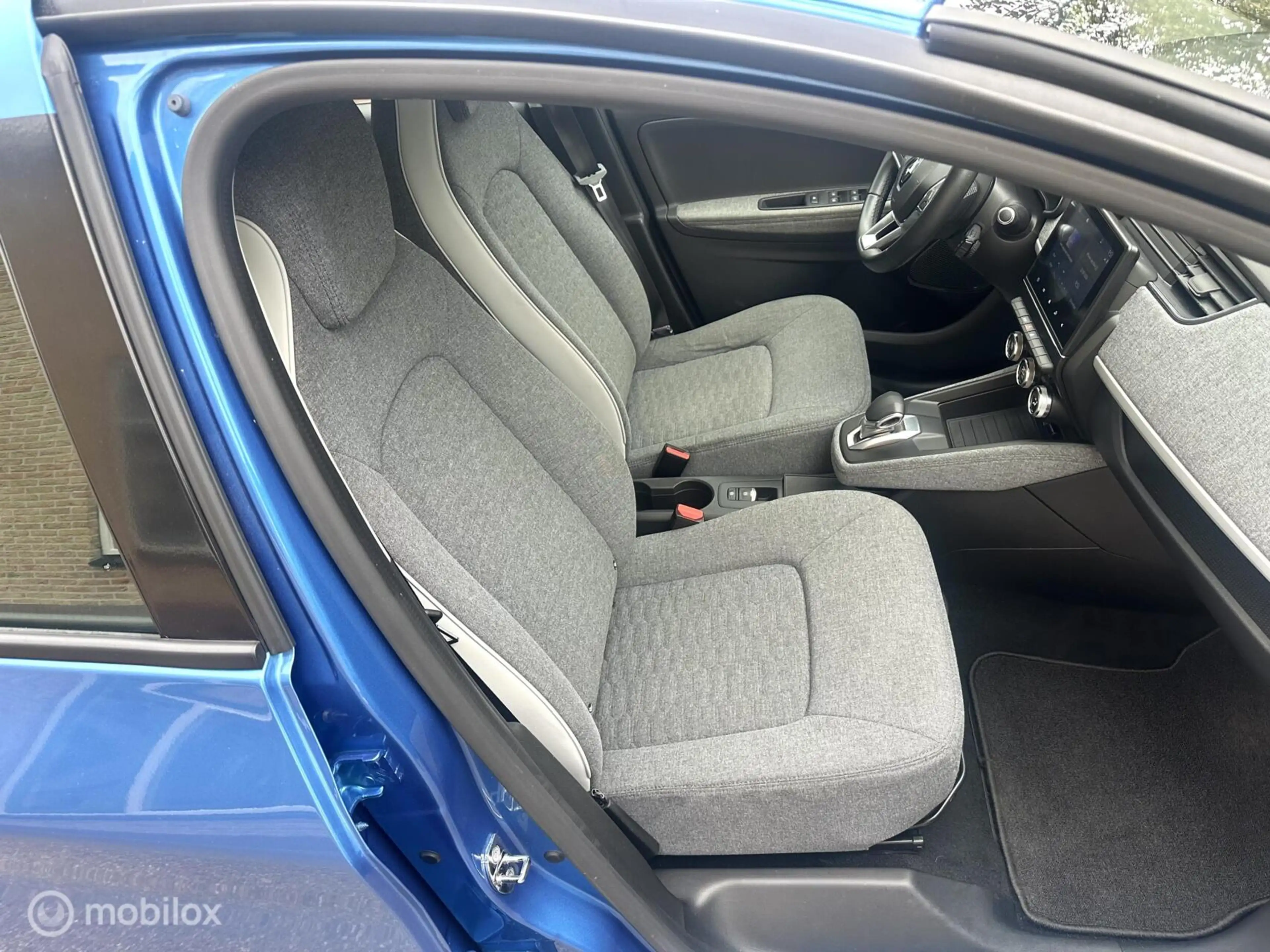 Renault ZOE R135 Intens 52 kWh KOOPACCU SOH 90,87% AIRCO CRUIS — photo 8