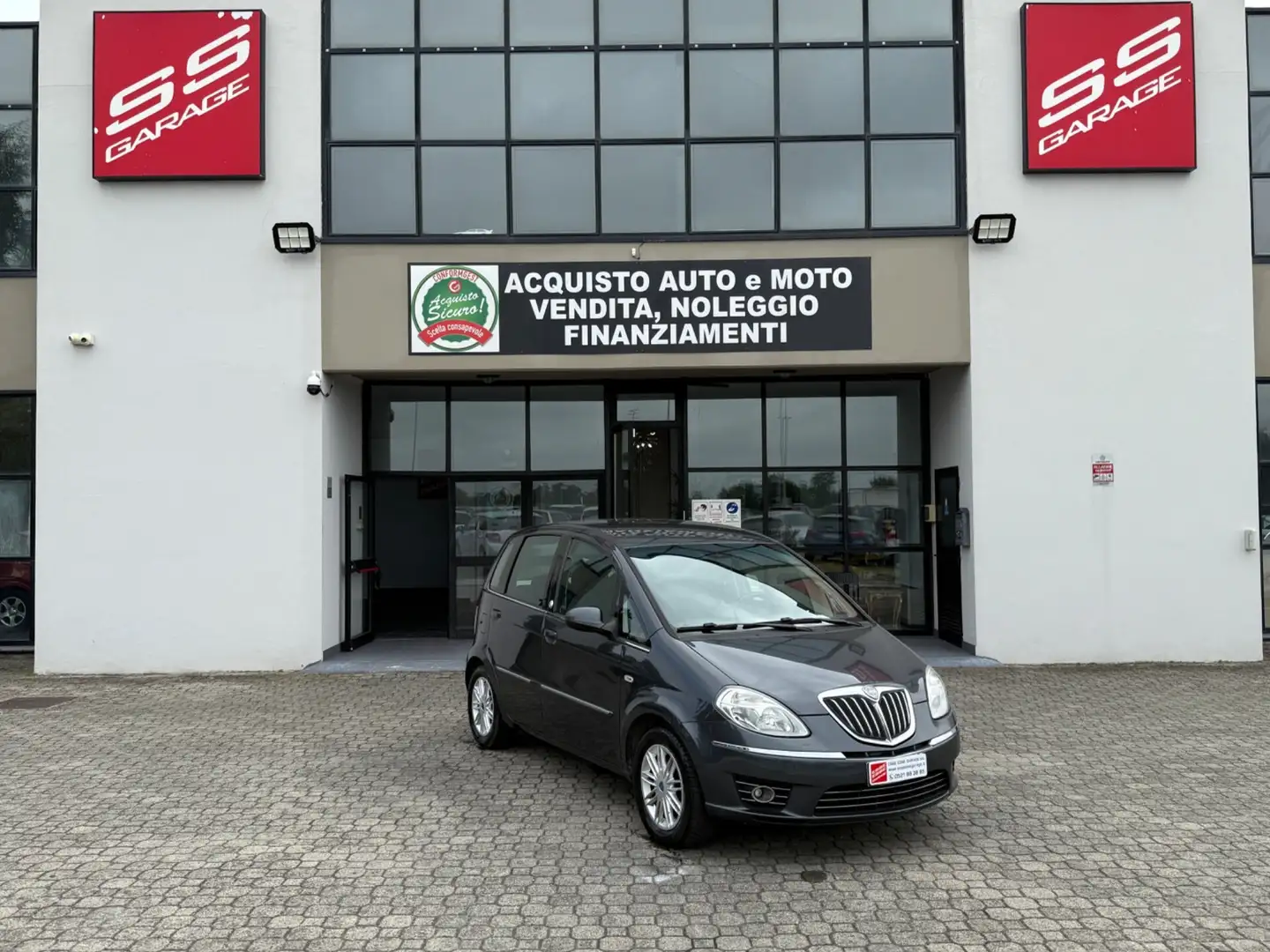Lancia MUSA Musa 1.4 Platino Ecochic GPL Grigio - 1