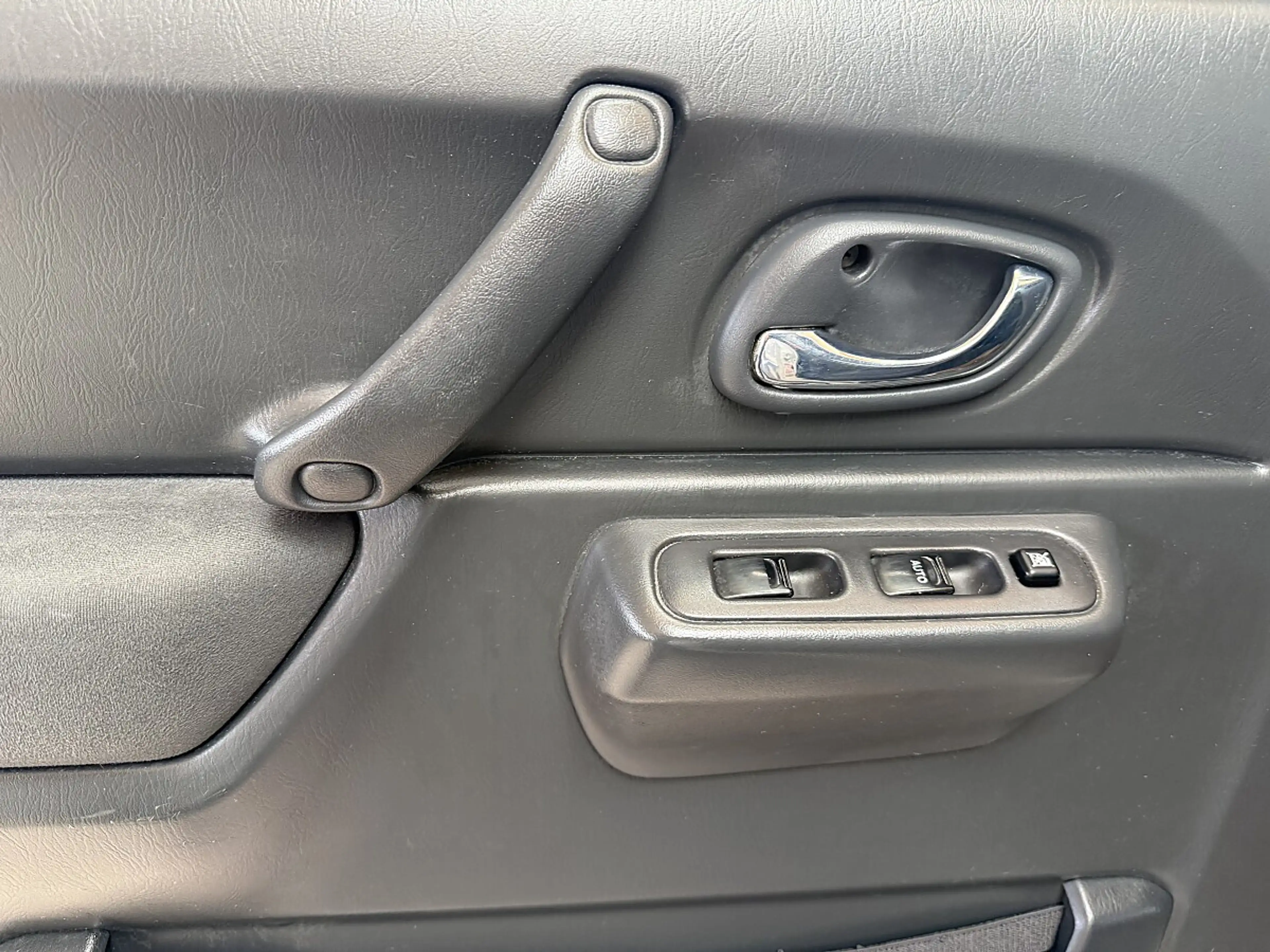Suzuki Jimny 1,3 VX Mode 3 — photo 8