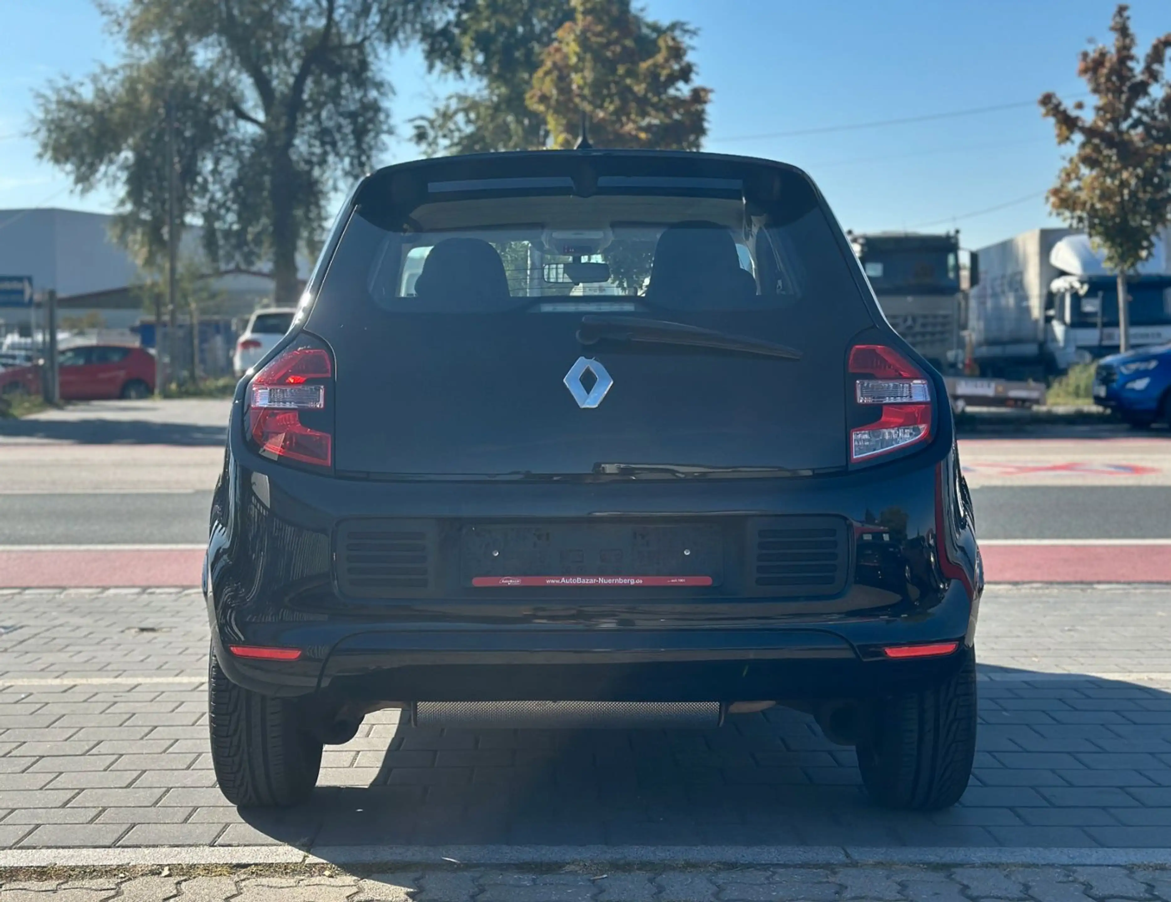 Renault Twingo Limited / 1. Hand / Scheckheft / 90 PS — photo 4