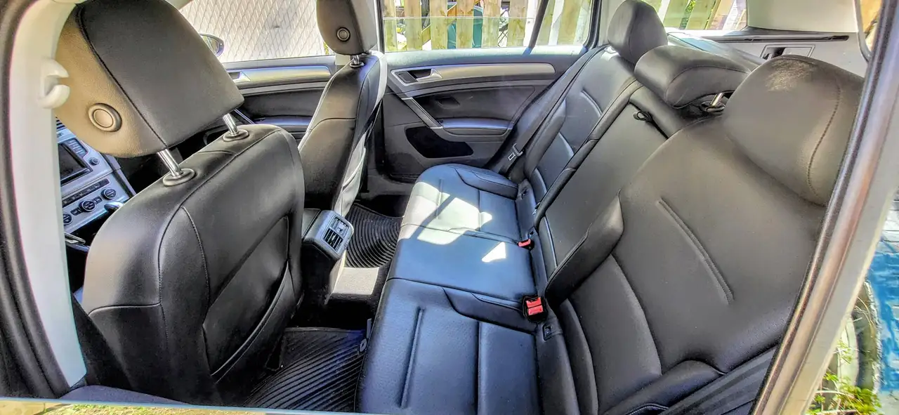 Volkswagen Golf снимка Volkswagen Golf