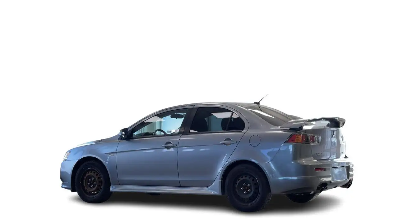 Mitsubishi Lancer снимка Mitsubishi Lancer