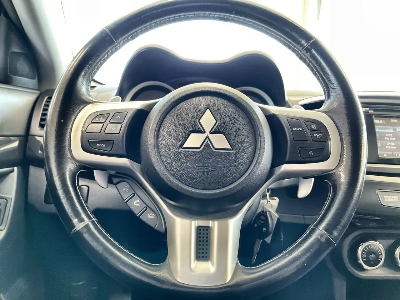 Mitsubishi Lancer снимка Mitsubishi Lancer