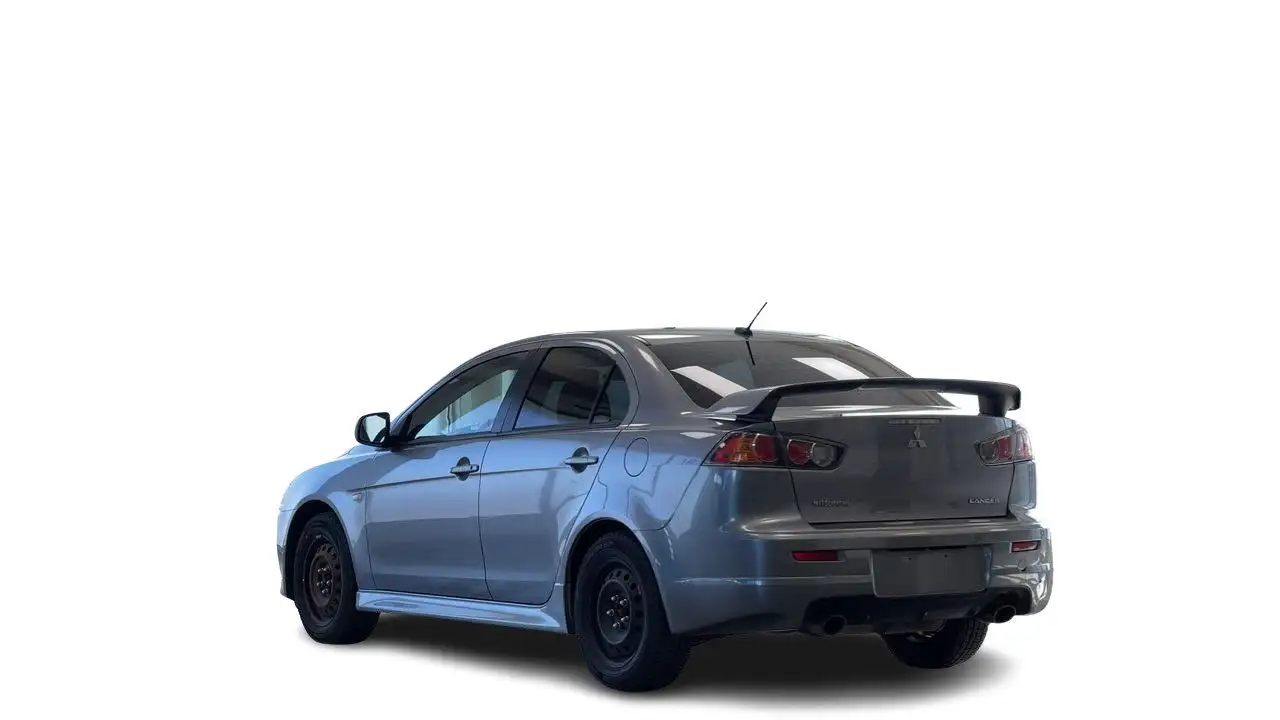 Mitsubishi Lancer снимка Mitsubishi Lancer