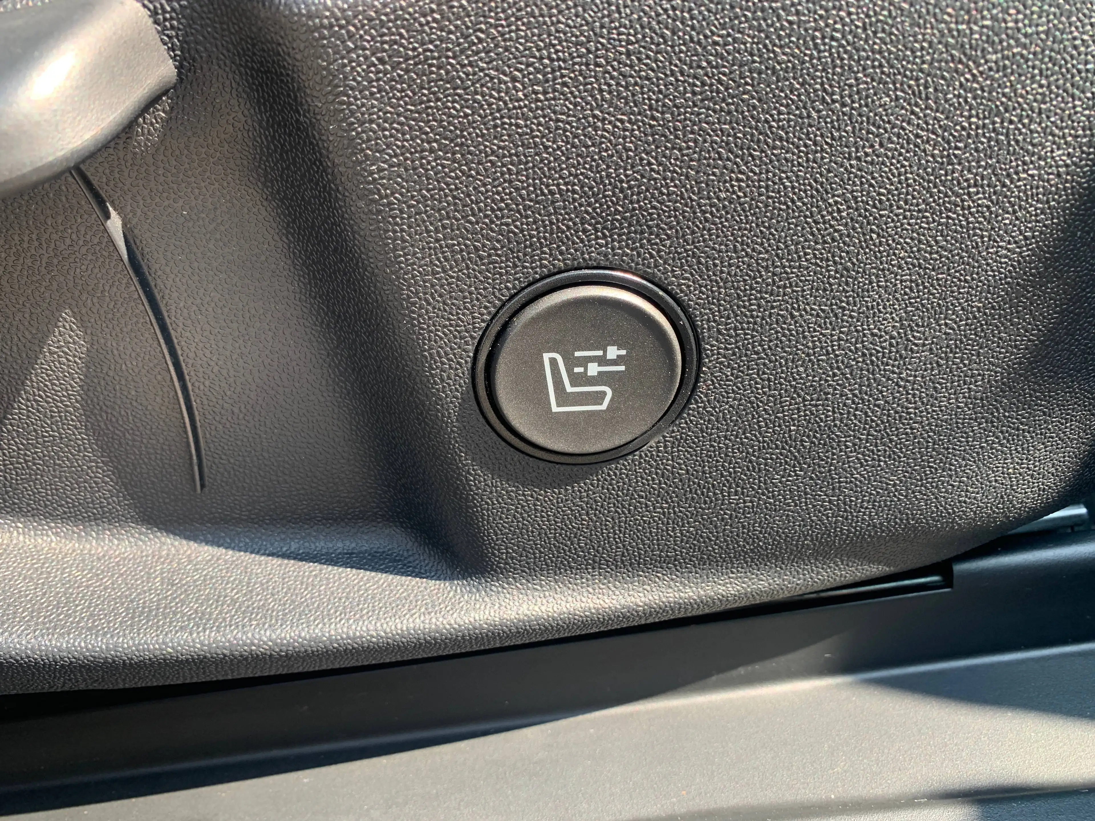 Ford Puma Titanium X Massagesitze-B&O Soundsystem-Kamera-v.Assistenten-T-Leder-Alu 18"-AHK-Top — photo 12