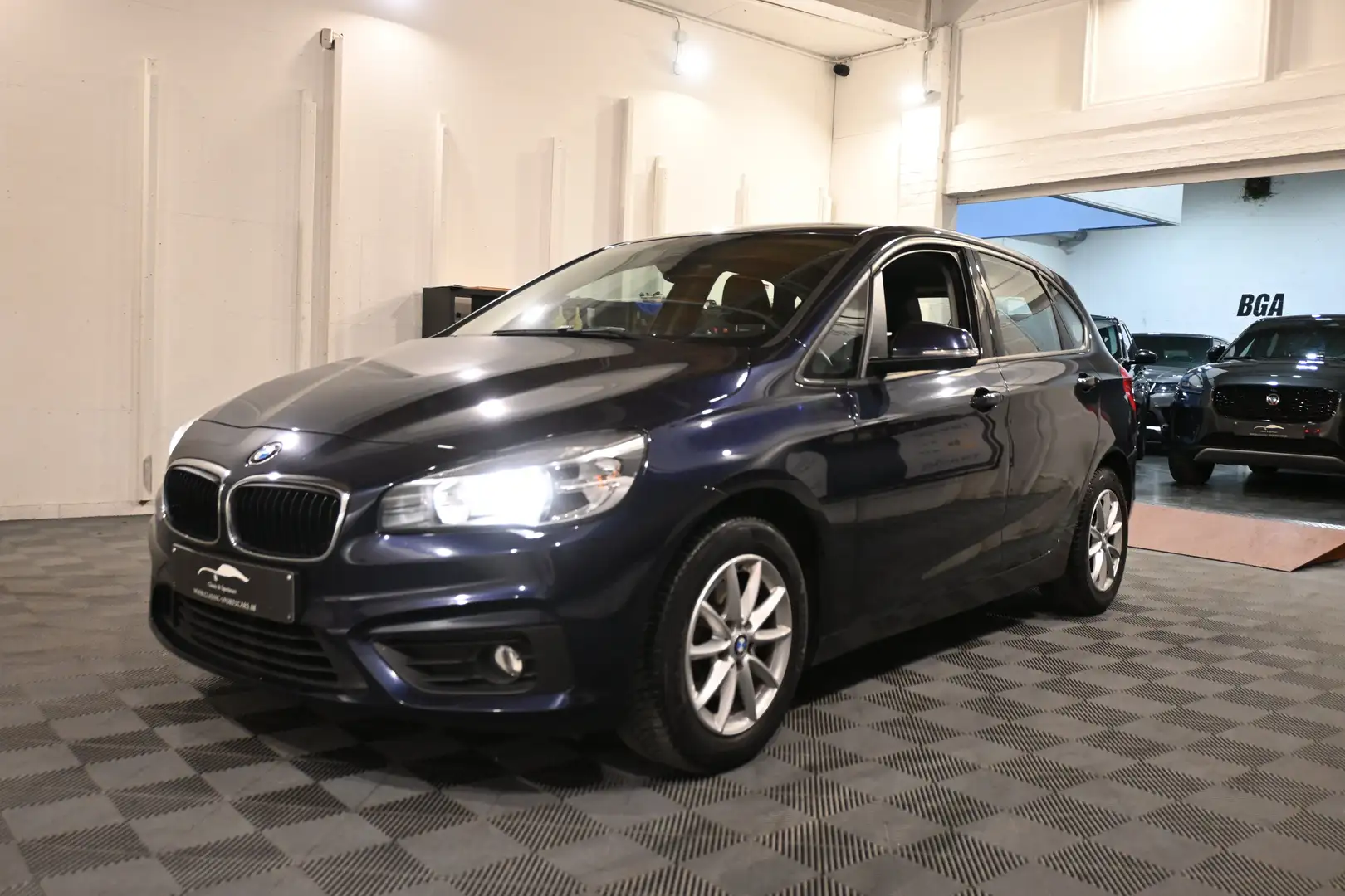 BMW 216 216d Active Tourer Euro 6b / CUIR / GPS NAVI  !! Blauw - 2