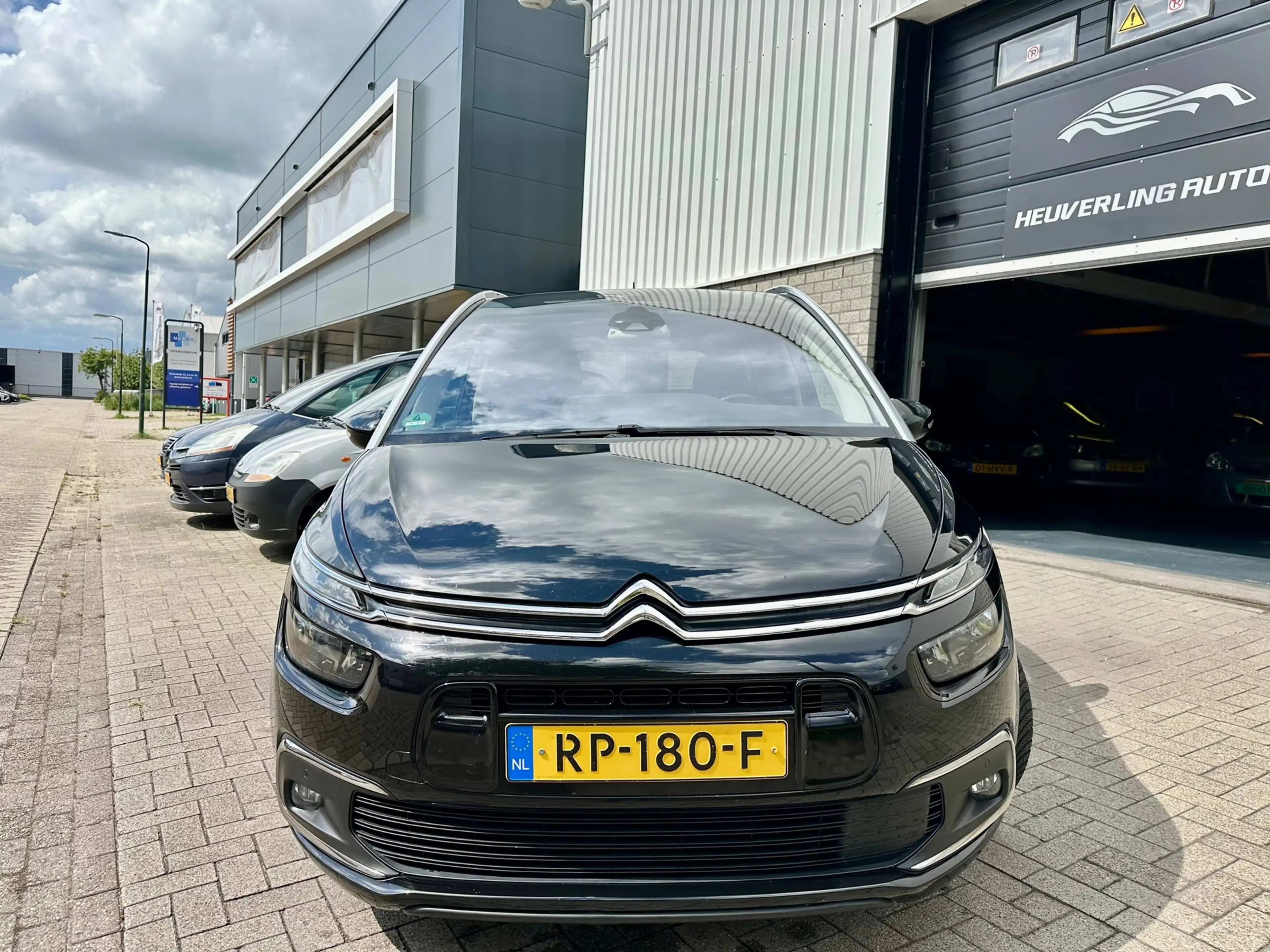 Citroen Grand C4 Picasso 1.2 Business | Automaat | 7Pers | Trekhaak | Camer — photo 3