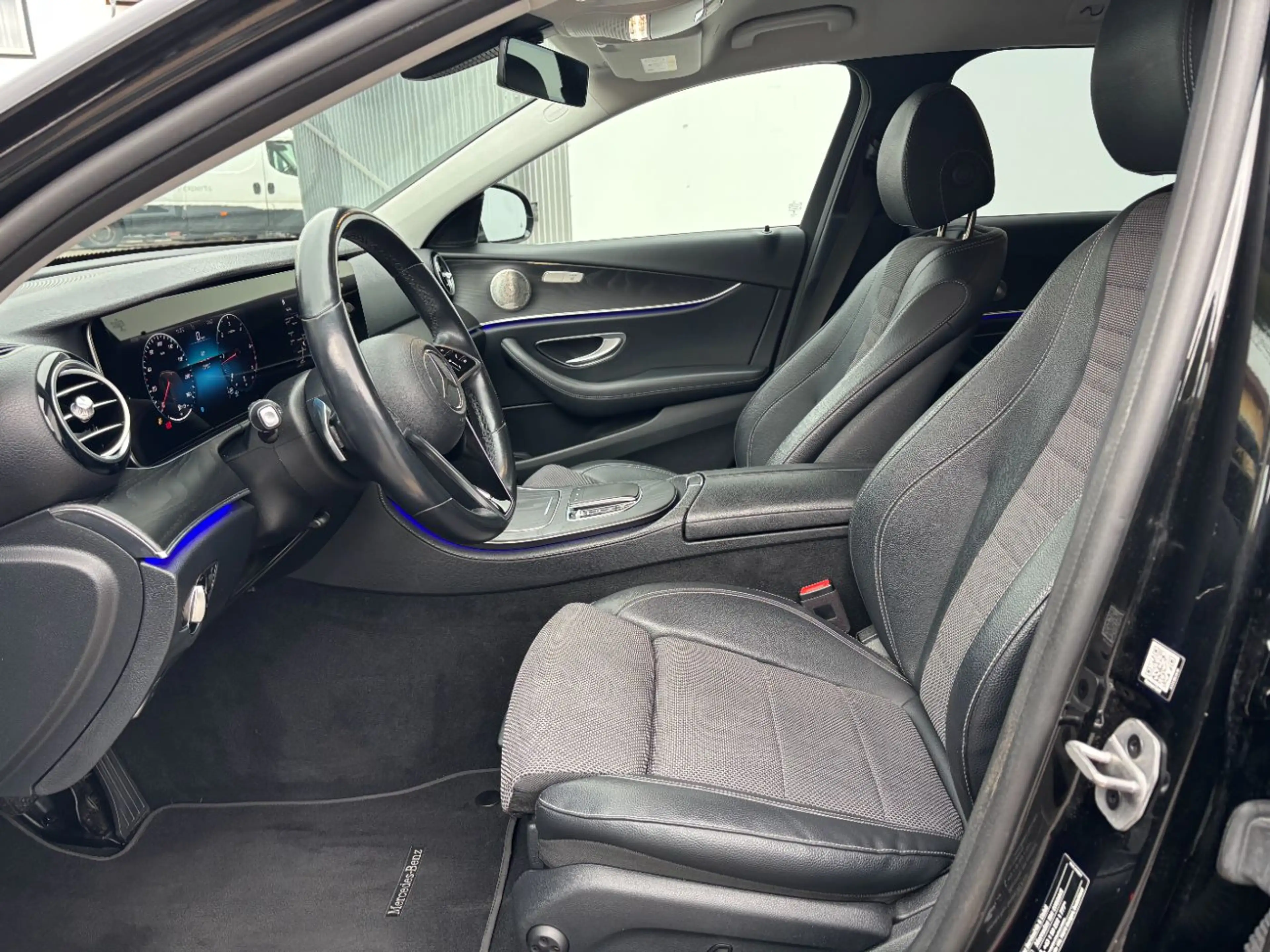 Mercedes-Benz E 220 d 4MATIC T-Modell Austria Edition RKam — photo 8