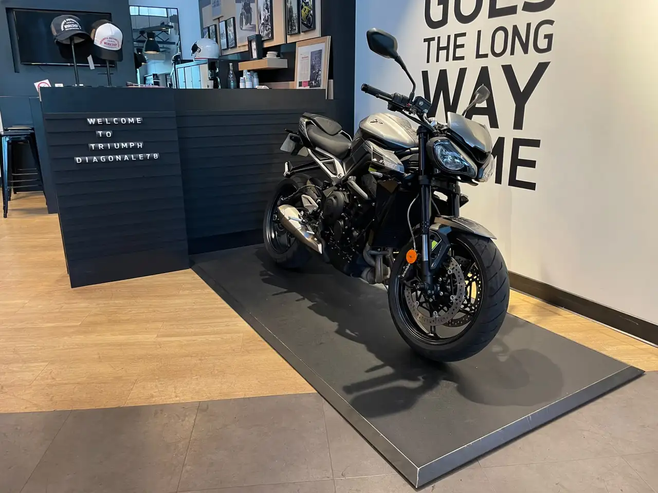 Triumph Street Triple 765