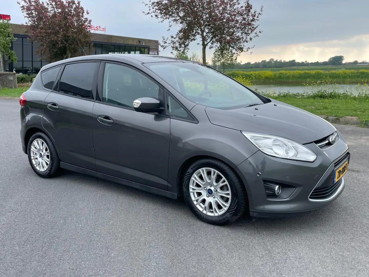 Ford C-Max 1.0 Edition Plus, Trekhaak, Pdc, Cruise, 5drs, Goe Grijs - 2