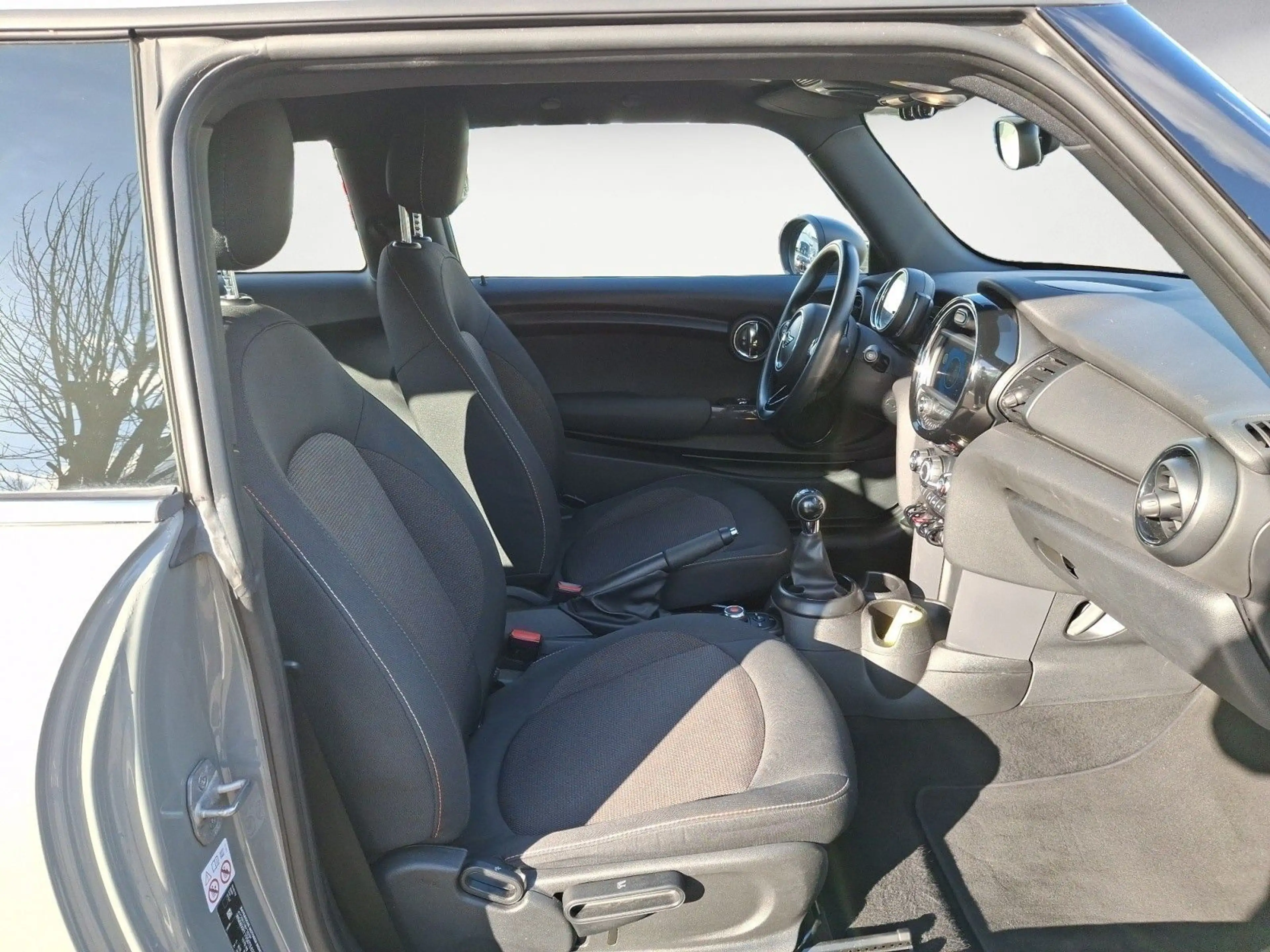 MINI One One Klima PDC Sitzhzg. Vorn NSW MF Lenkrad — photo 9