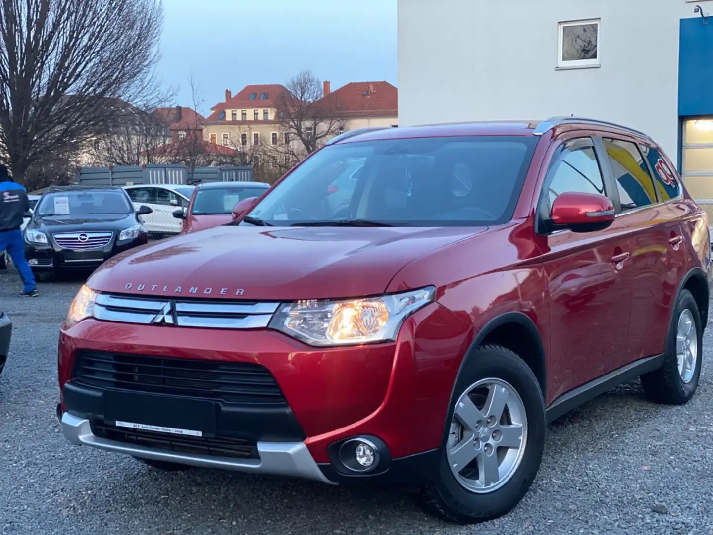Mitsubishi Outlander Klassik Kollektion+ 4WD Rojo - 1