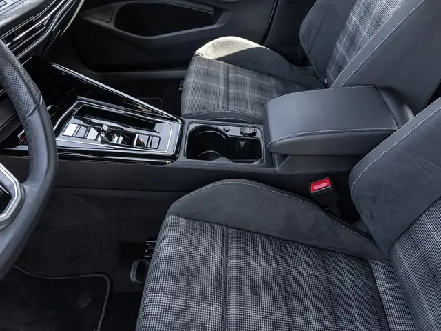 Volkswagen Golf view 14