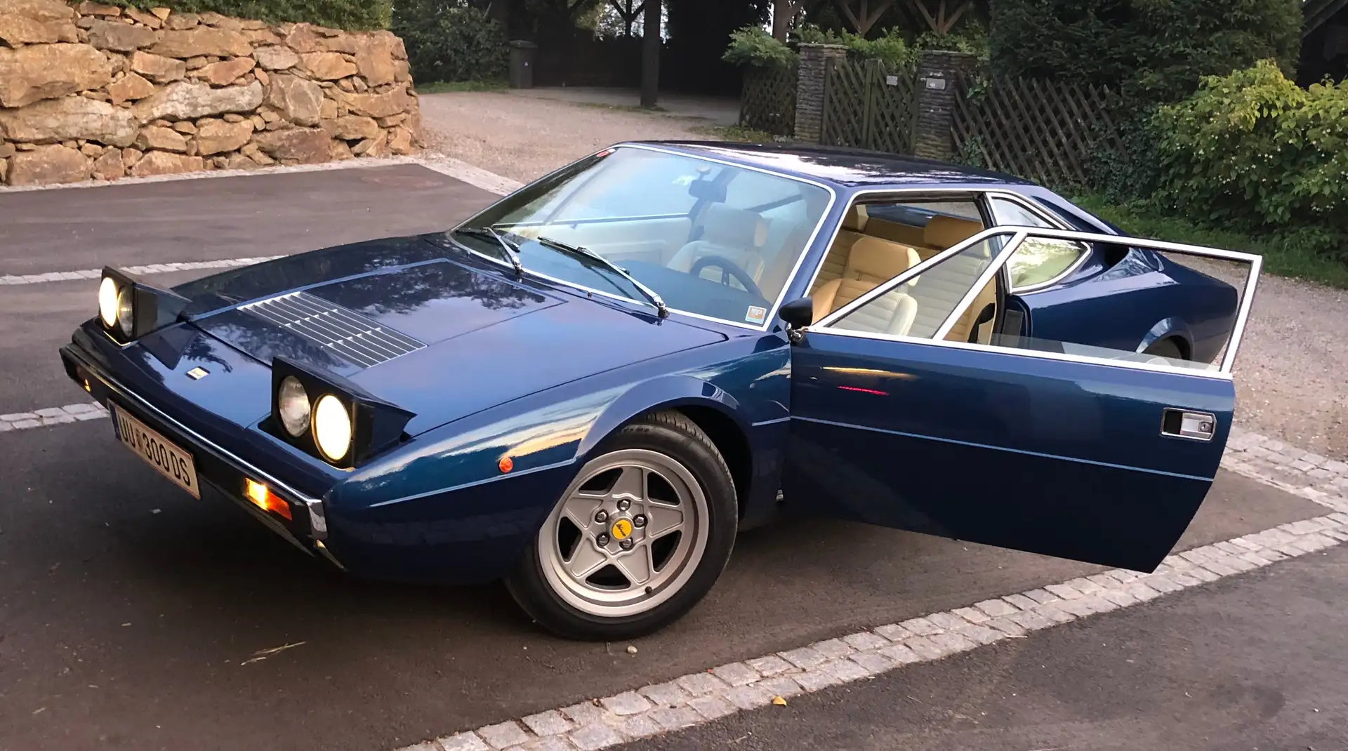 Ferrari Dino GT4 Niebieski - 1