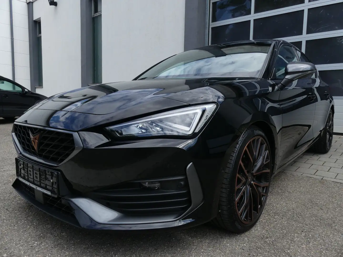 CUPRA Leon VZ Schalensitze/ Virtual/Beats/Navi/Kamera Noir - 1