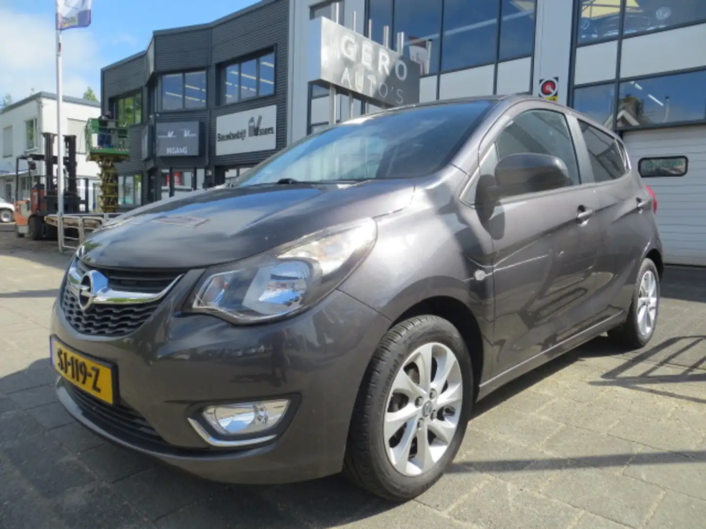 Opel Karl 1.0 ecoFLEX Cosmo airco ecc ,cruise control,leder, Grijs - 1