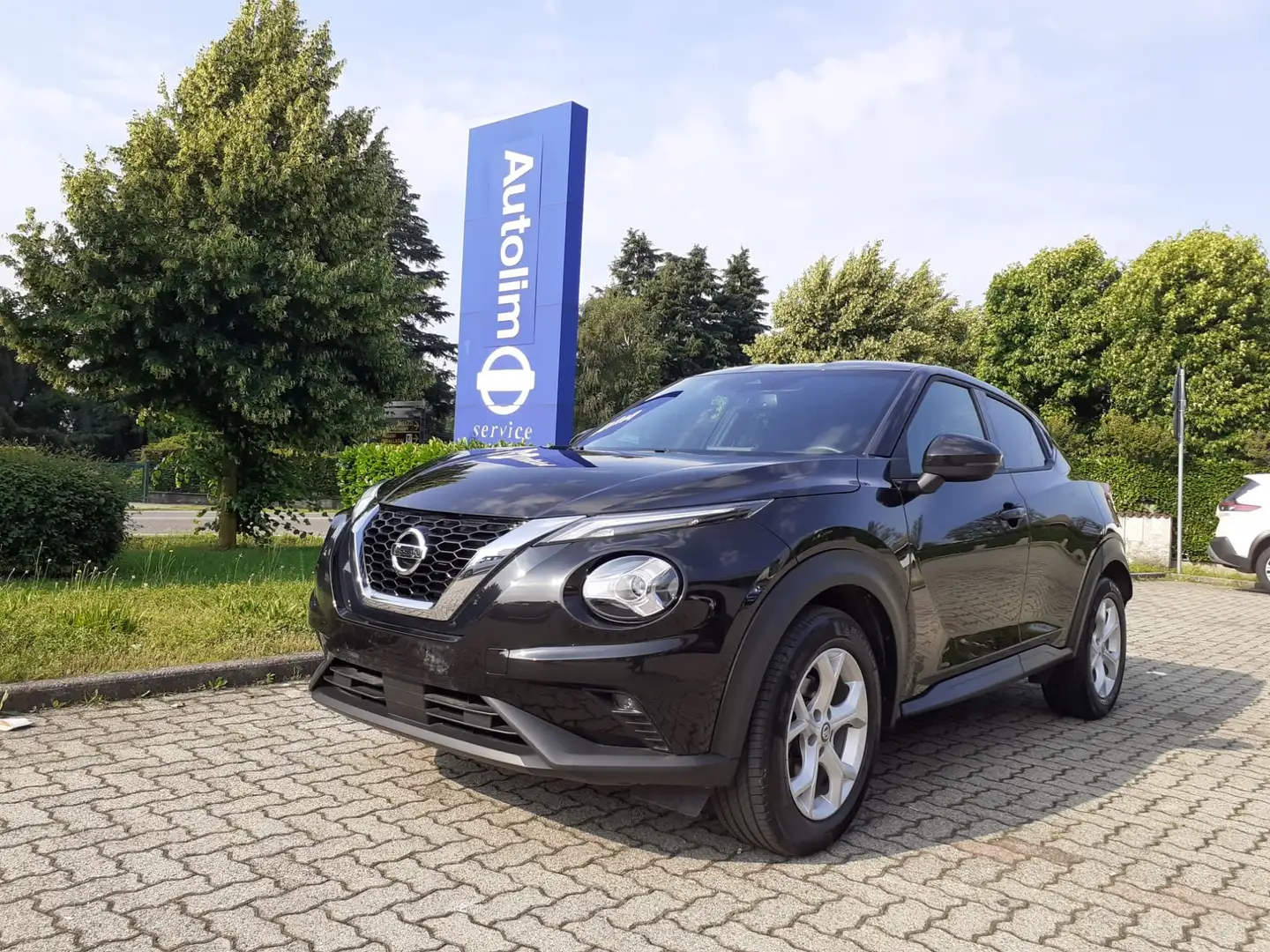 Nissan Juke 1.0 dig-t N-Connecta 114cv DCT Negro - 1