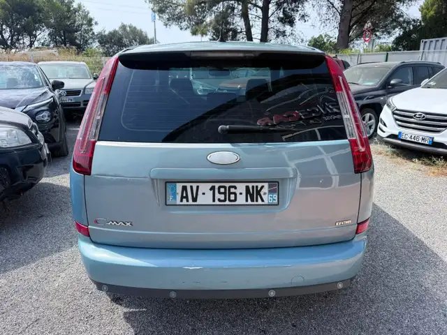 Ford C-Max view 4