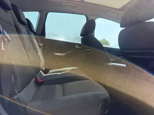 Ford C-Max view 12