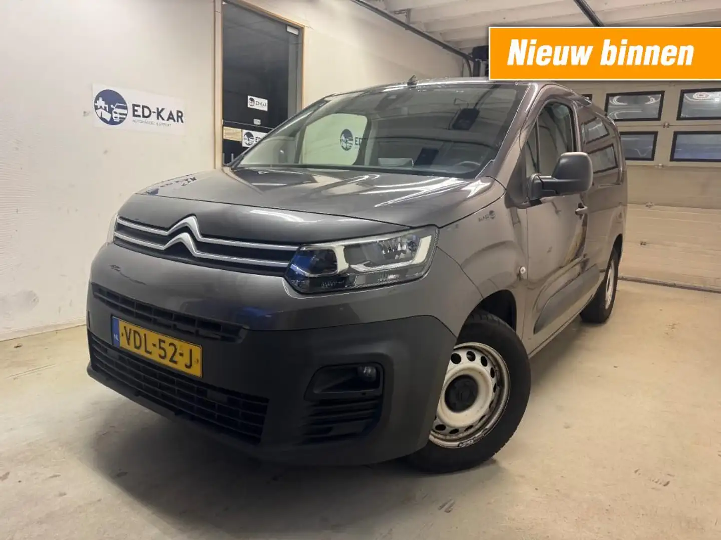 Citroen Berlingo XL 1.5 BlueHDI Worker 3P AUTOMAAT NAVI PDC NAP APK Grijs - 1
