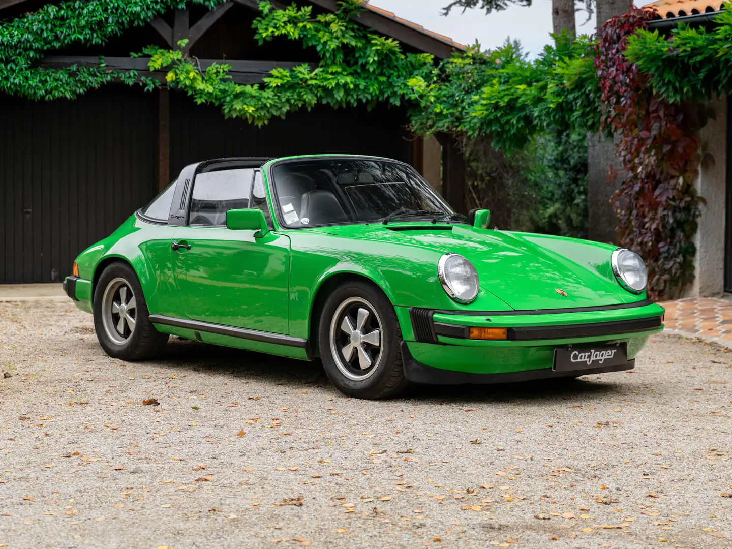 Porsche 911 3.0 Carrera Targa Vert - 1