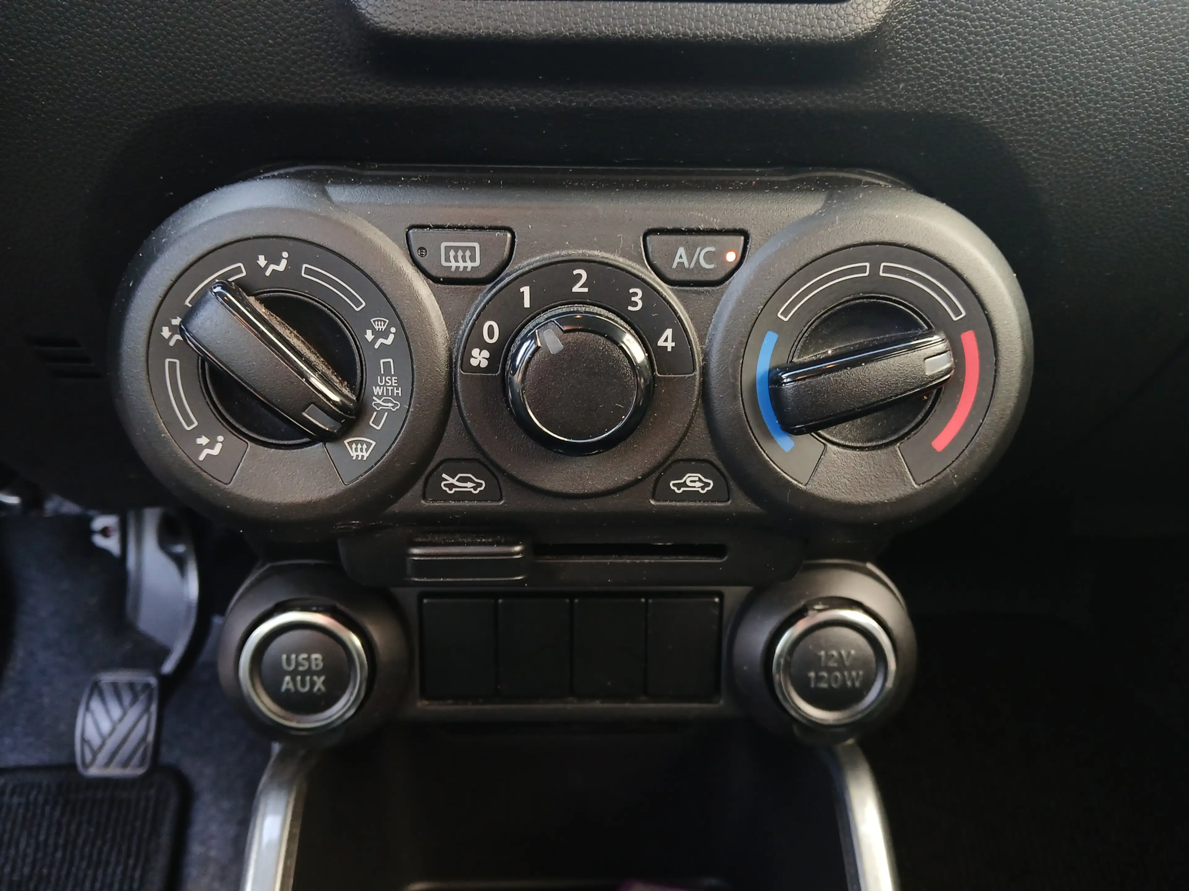 Suzuki Ignis 1.2 Smart Hybrid Comfort NL Auto Airco Bluetooth 5 — photo 17