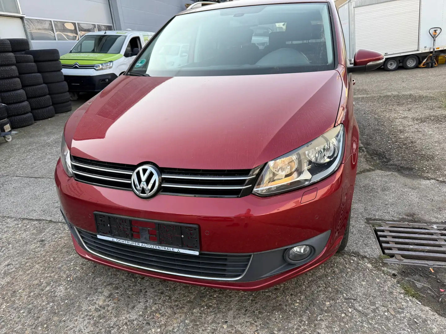 Volkswagen Touran Cup Rot - 2