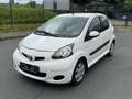 Toyota Aygo TÜV&&Batterie&Inspektion NEU KLIMA Servo 1 Hand Weiß - thumbnail 1